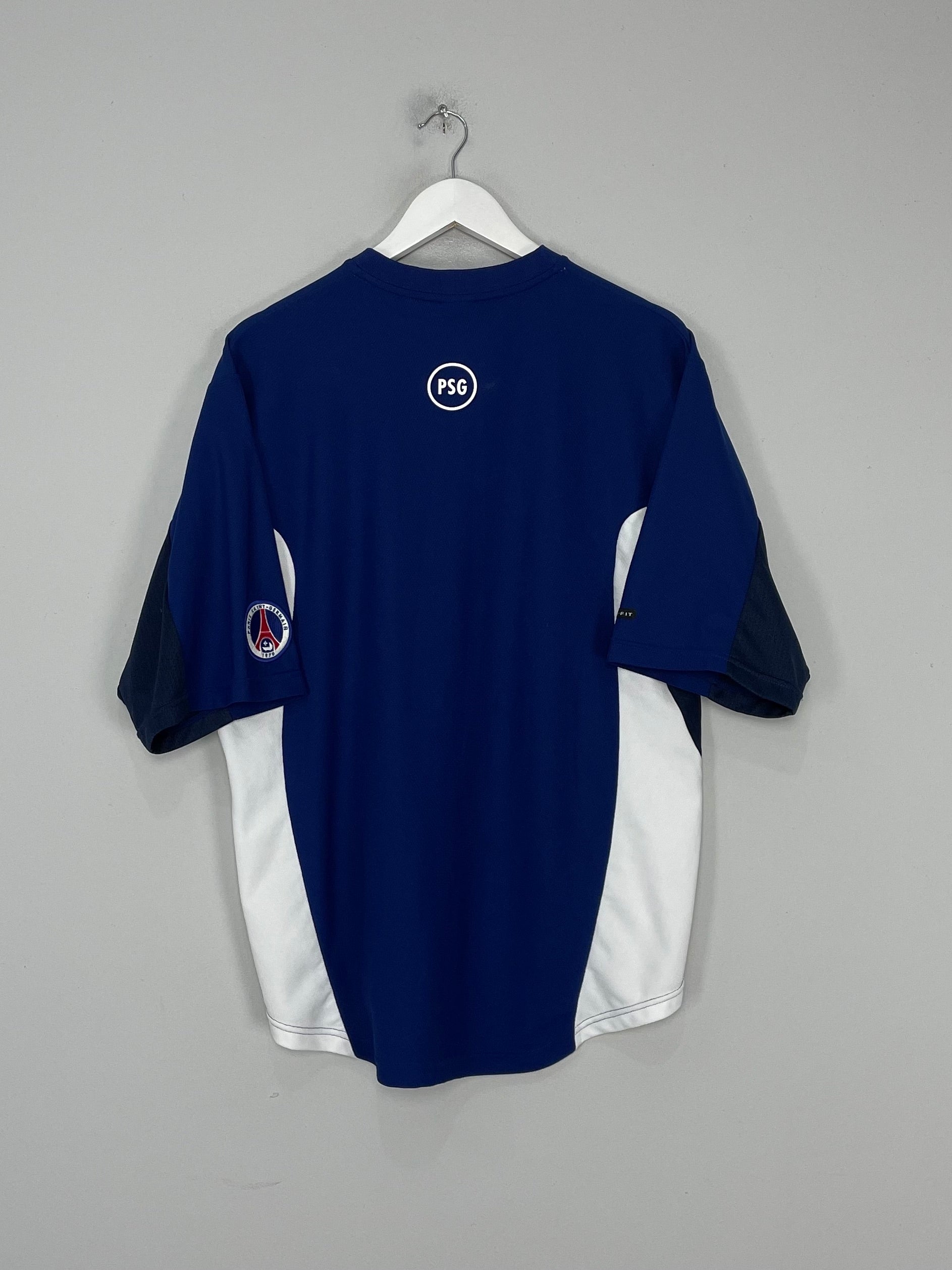 Shop 2000/01 PSG TRAINING SHIRT (L) NIKE, classic football shirts, vintage football shirts & retro soccer jerseys at Cult Kits
