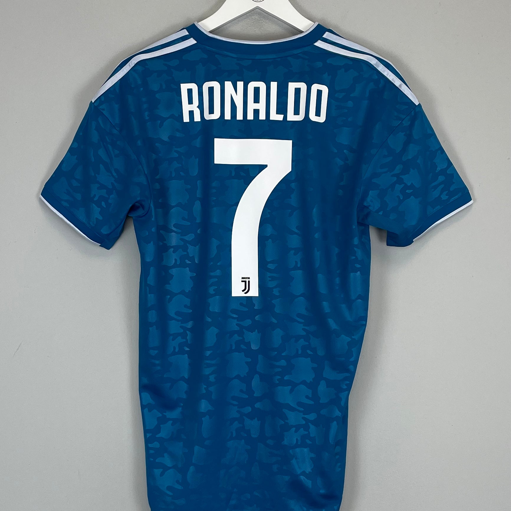 Shop 2019/20 JUVENTUS RONALDO #7 THIRD SHIRT (M) ADIDAS, classic football shirts, vintage football shirts & retro soccer jerseys at Cult Kits