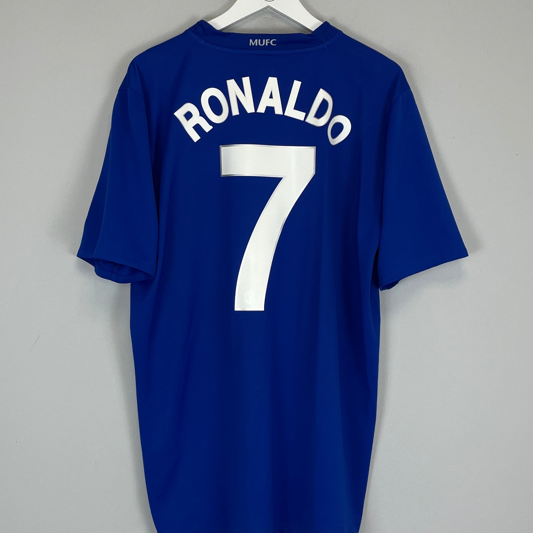 Shop 2008/09 MANCHESTER UNITED RONALDO #7 THIRD SHIRT (XL) NIKE, classic football shirts, vintage football shirts & retro soccer jerseys at Cult Kits