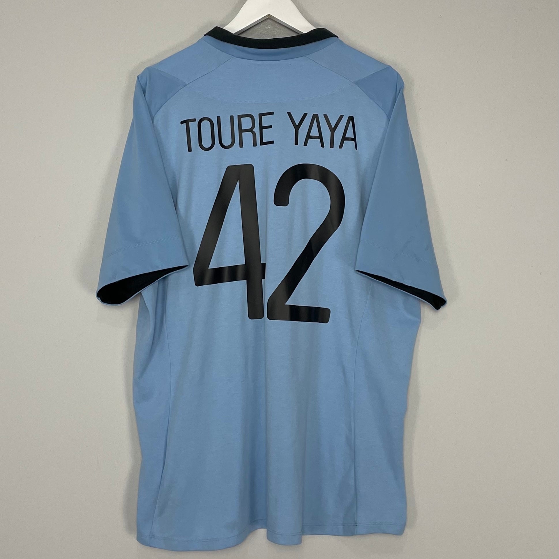 Shop 2012/13 MANCHESTER CITY HOME SHIRT (XXL) UMBRO, classic football shirts, vintage football shirts & retro soccer jerseys at Cult Kits