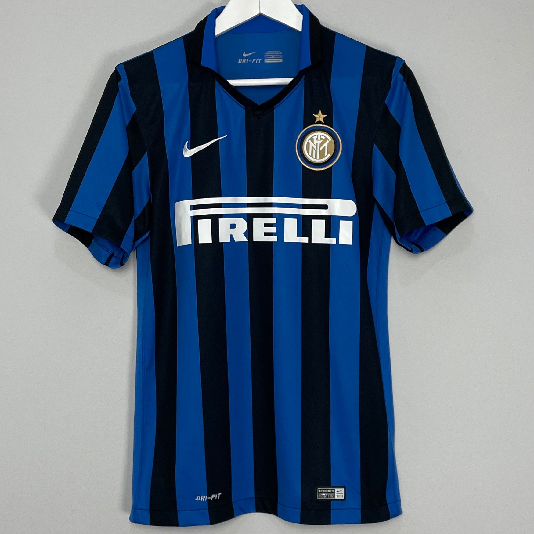 Shop 2015/16 INTER MILAN HOME SHIRT (S) NIKE, classic football shirts, vintage football shirts & retro soccer jerseys at Cult Kits