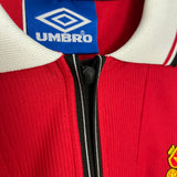 Shop 1998/00 MANCHESTER UNITED BECKHAM #7 HOME SHIRT (L) UMBRO, classic football shirts, vintage football shirts & retro soccer jerseys at Cult Kits