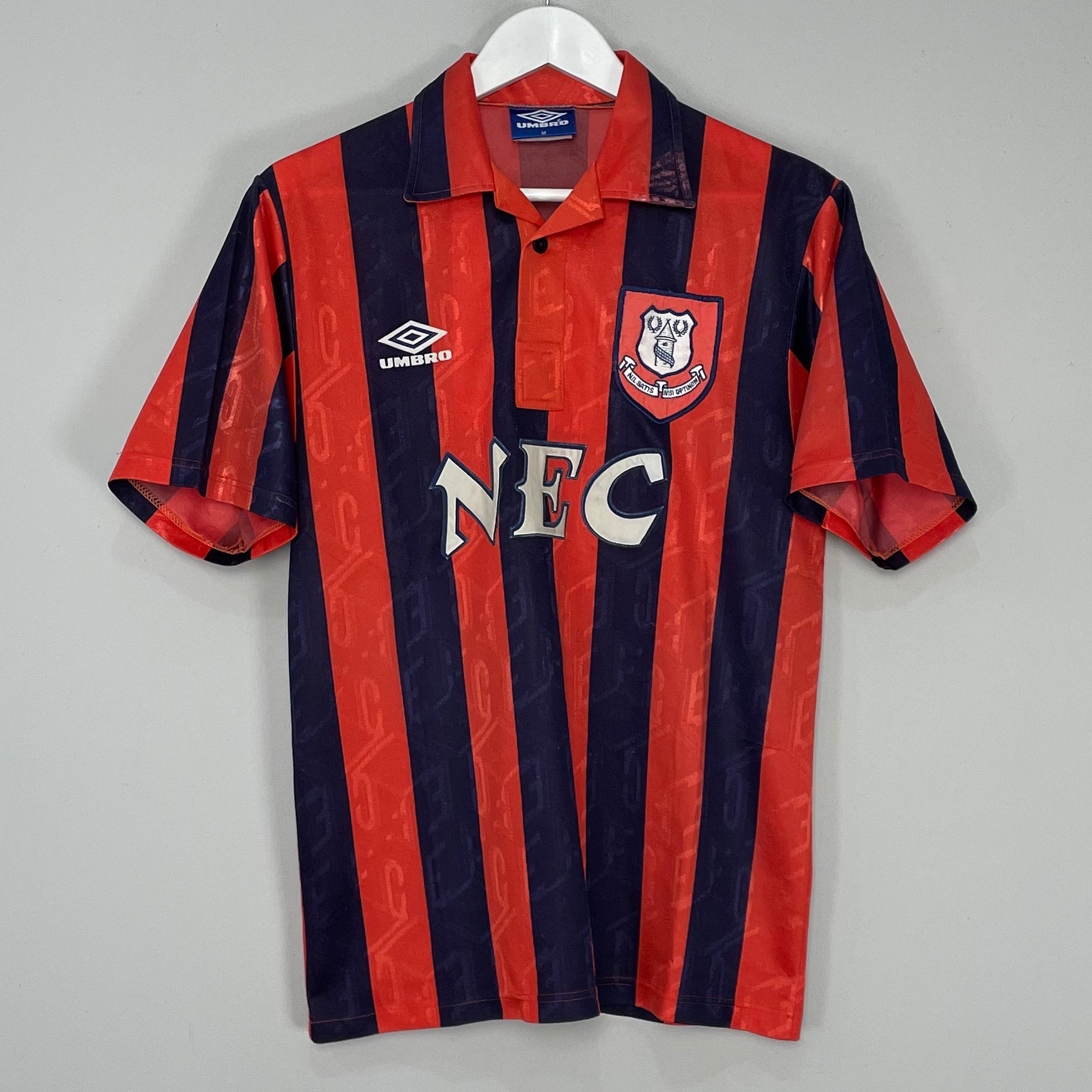 Shop 1992/94 EVERTON AWAY SHIRT (M) UMBRO, classic football shirts, vintage football shirts & retro soccer jerseys at Cult Kits