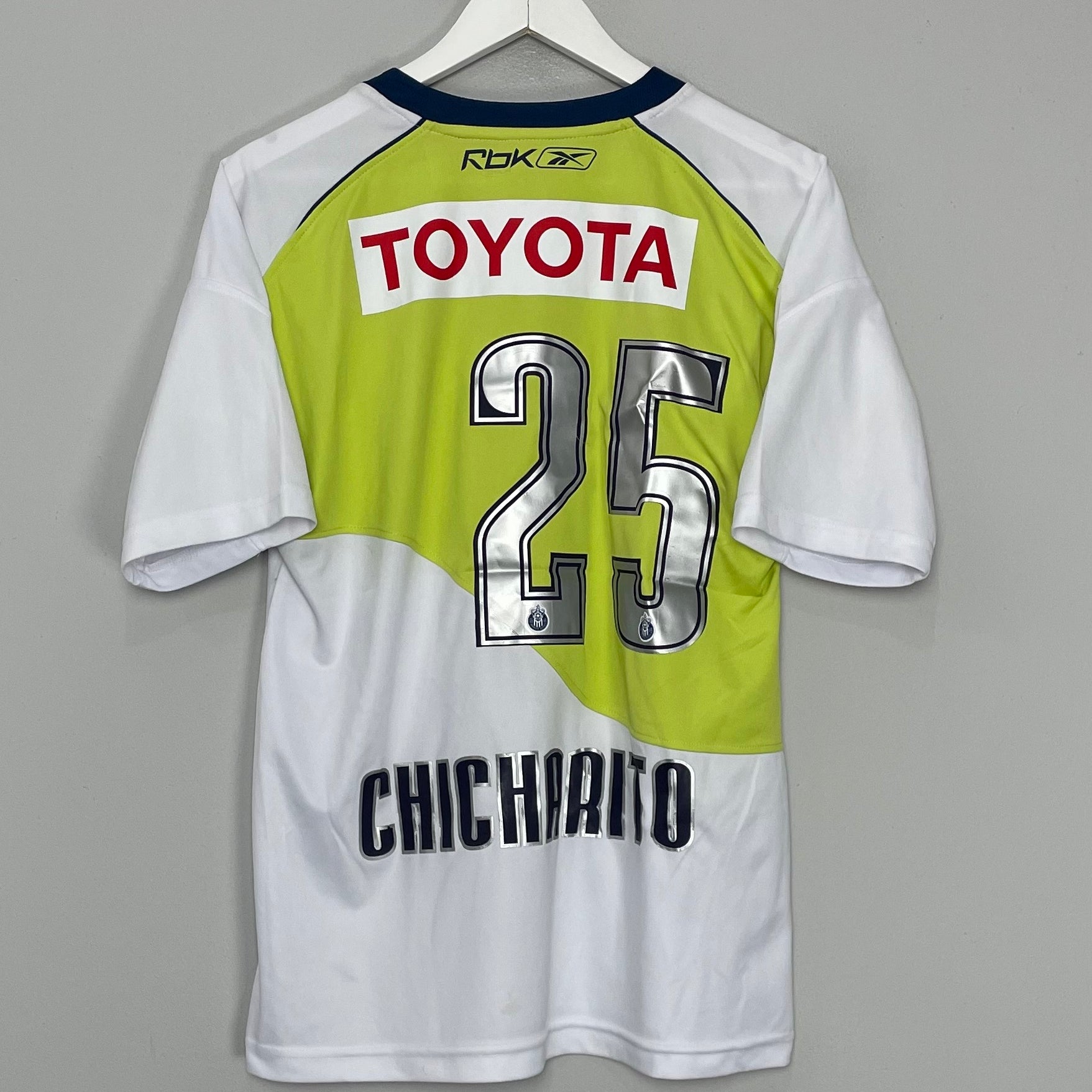 Shop 2007/08 CHIVAS GUADALAJARA CHICHARITO #25 AWAY SHIRT (S) REEBOK, classic football shirts, vintage football shirts & retro soccer jerseys at Cult Kits