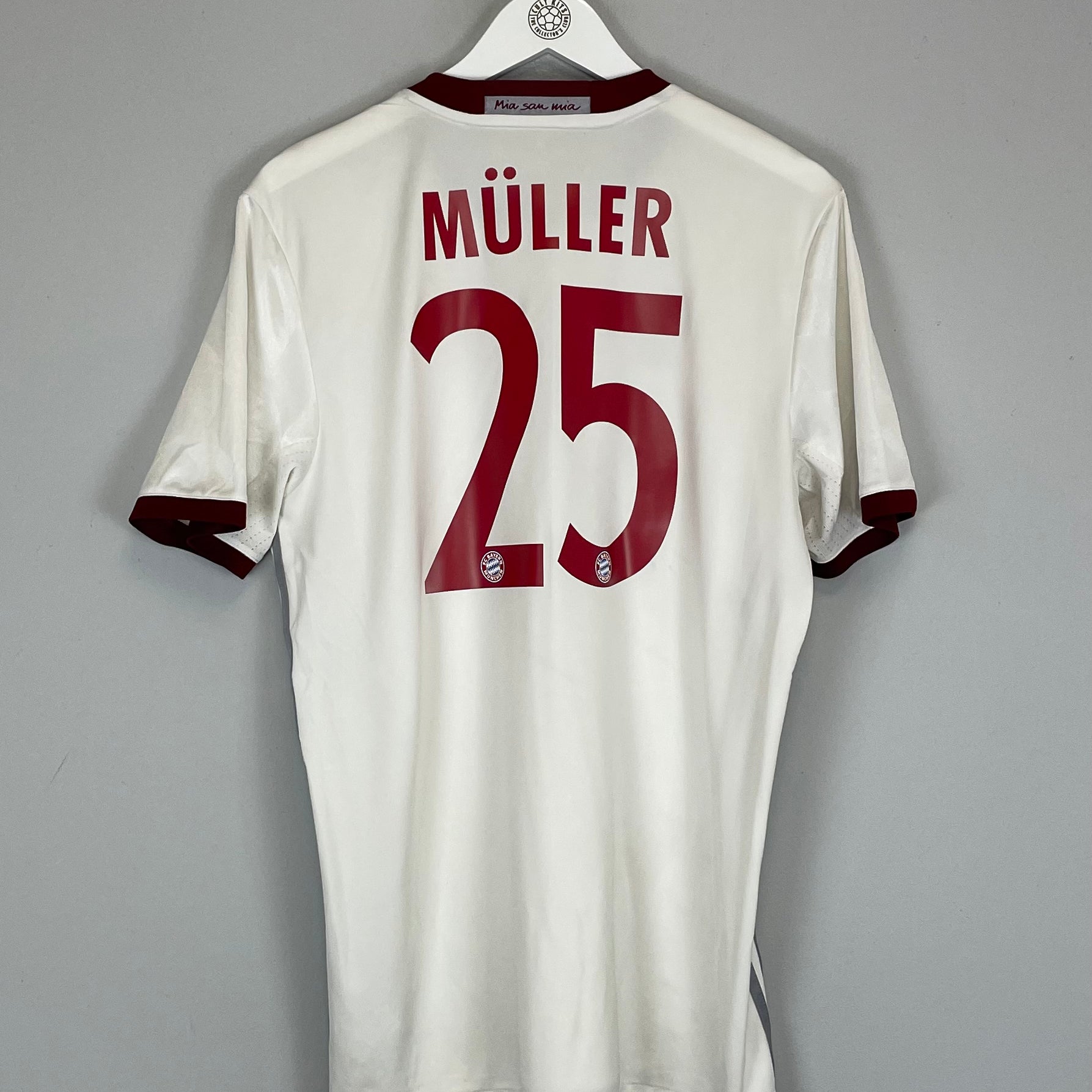 Shop 2016/17 BAYERN MUNICH MULLER #25 THIRD SHIRT (L) ADIDAS, classic football shirts, vintage football shirts & retro soccer jerseys at Cult Kits