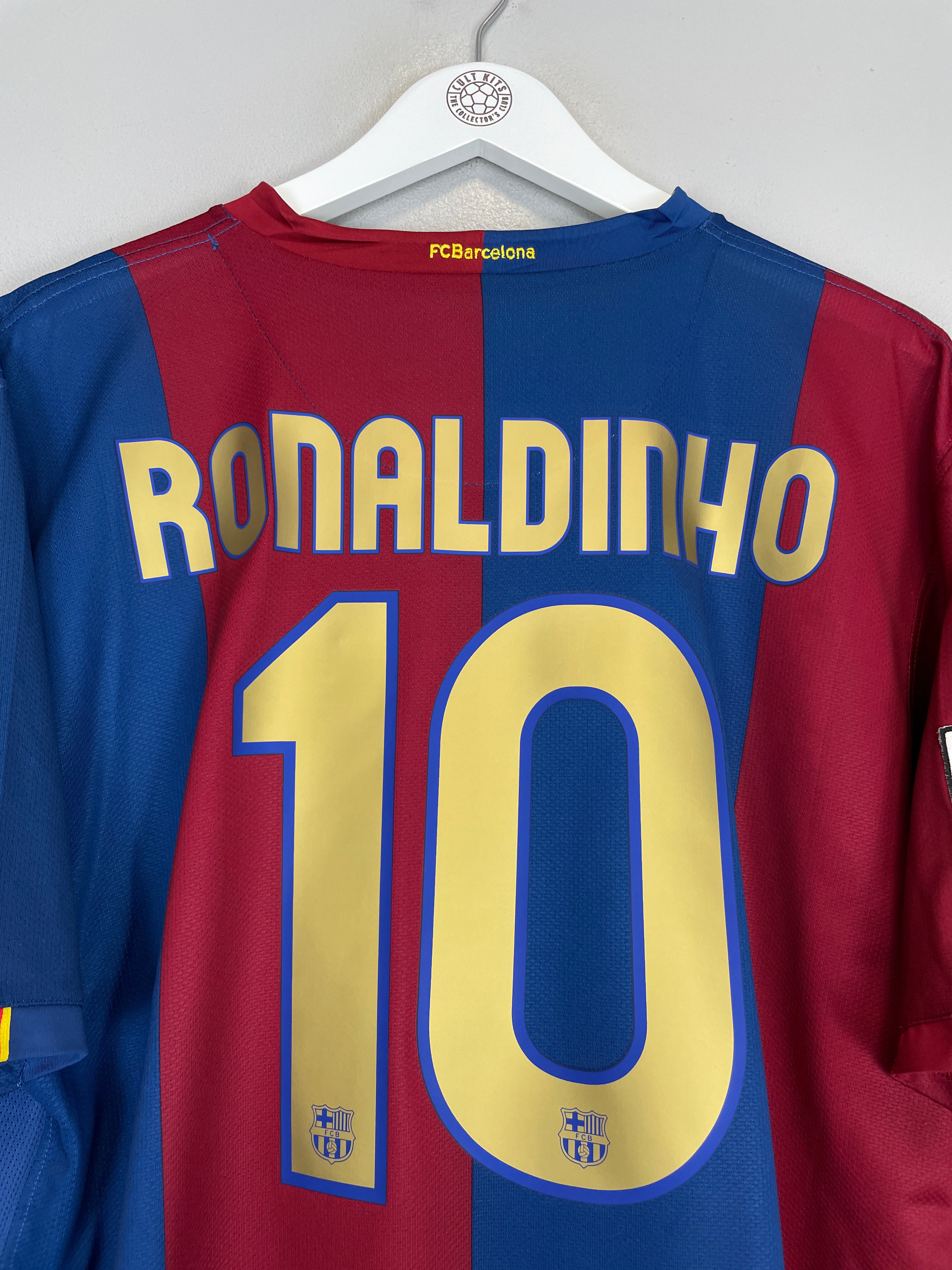 Shop 2006/07 BARCELONA RONALDINHO #10 HOME SHIRT (XL) NIKE, classic football shirts, vintage football shirts & retro soccer jerseys at Cult Kits