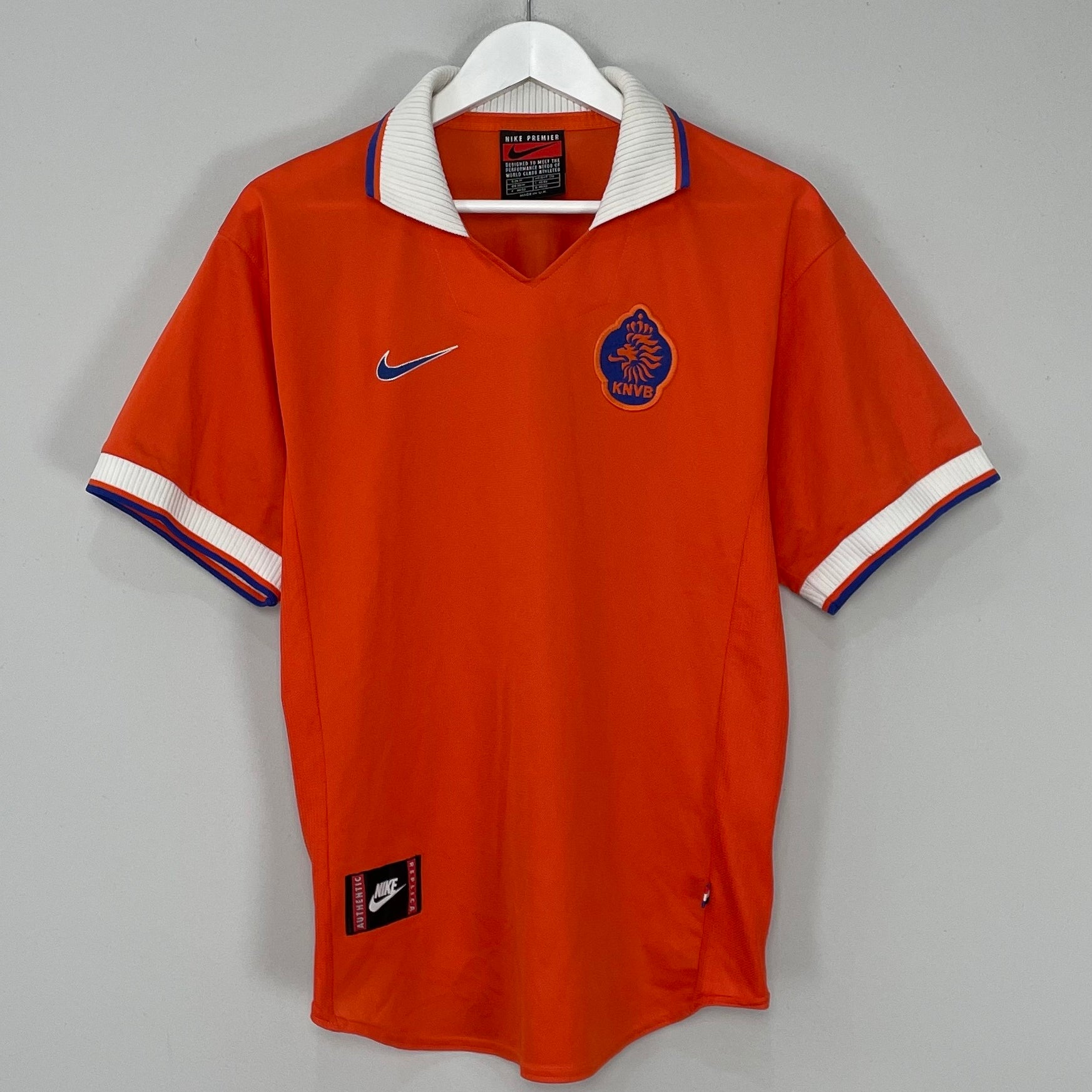Shop 1997/98 NETHERLANDS HOME SHIRT (M) NIKE, classic football shirts, vintage football shirts & retro soccer jerseys at Cult Kits