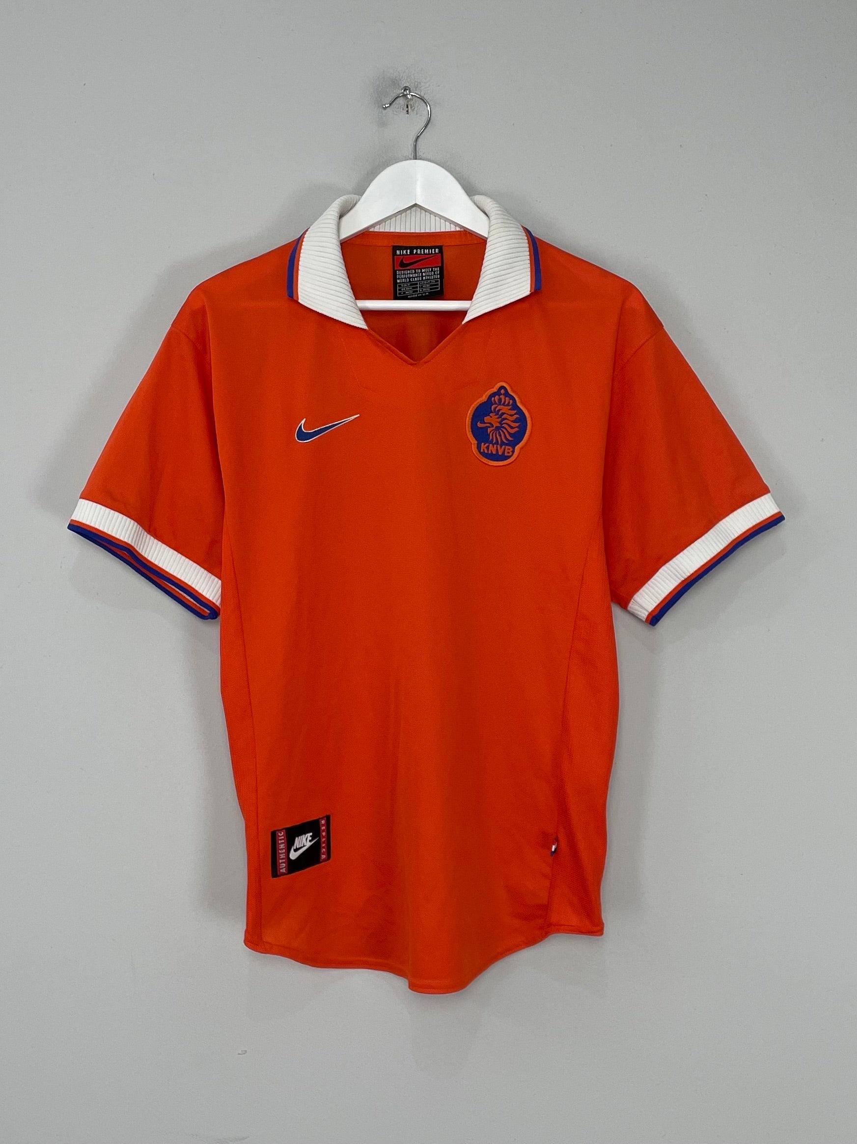 Shop 1997/98 NETHERLANDS HOME SHIRT (M) NIKE, classic football shirts, vintage football shirts & retro soccer jerseys at Cult Kits