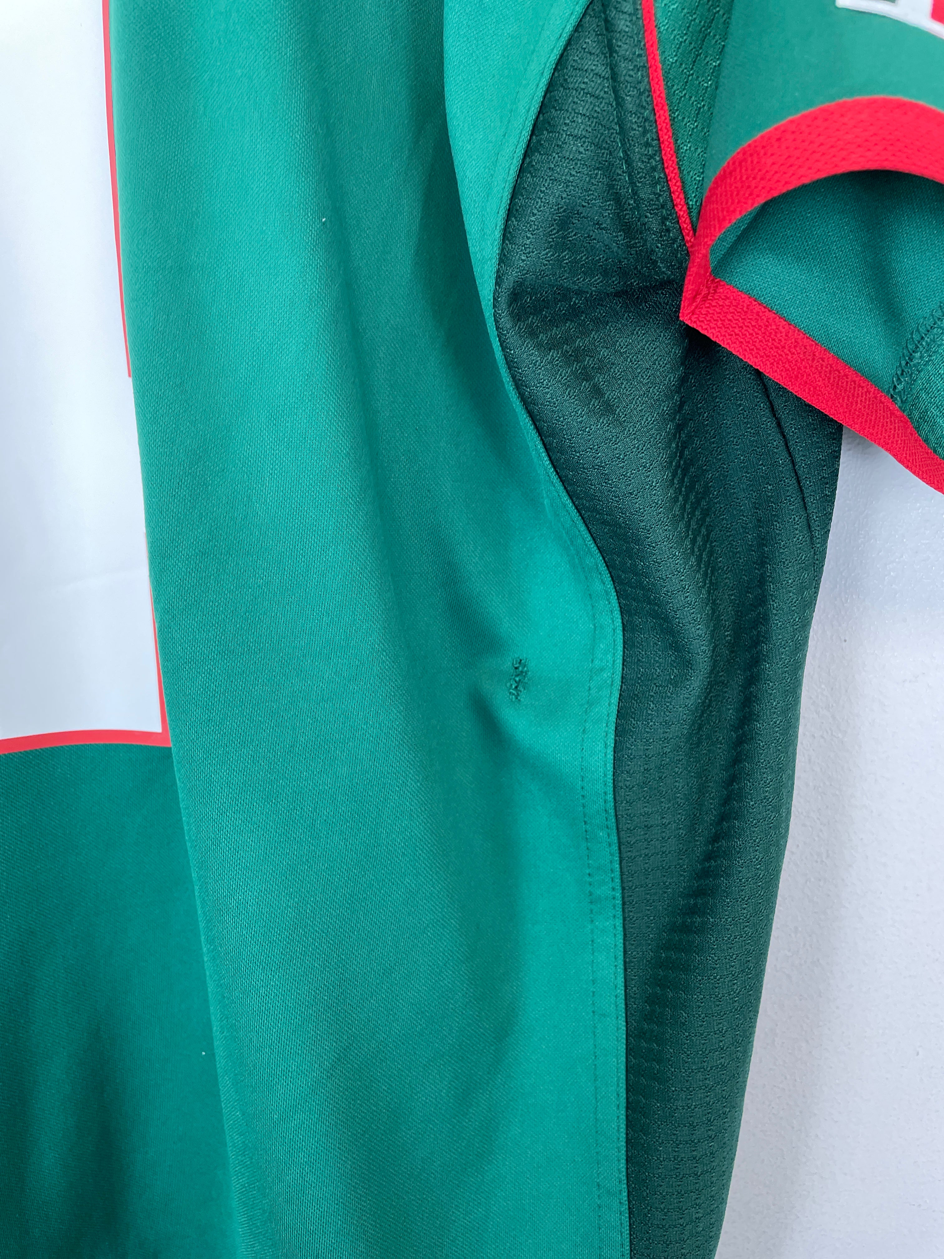 Shop 2002/03 MEXICO R.MARQUEZ #4 HOME SHIRT (M) ATLETICA, classic football shirts, vintage football shirts & retro soccer jerseys at Cult Kits