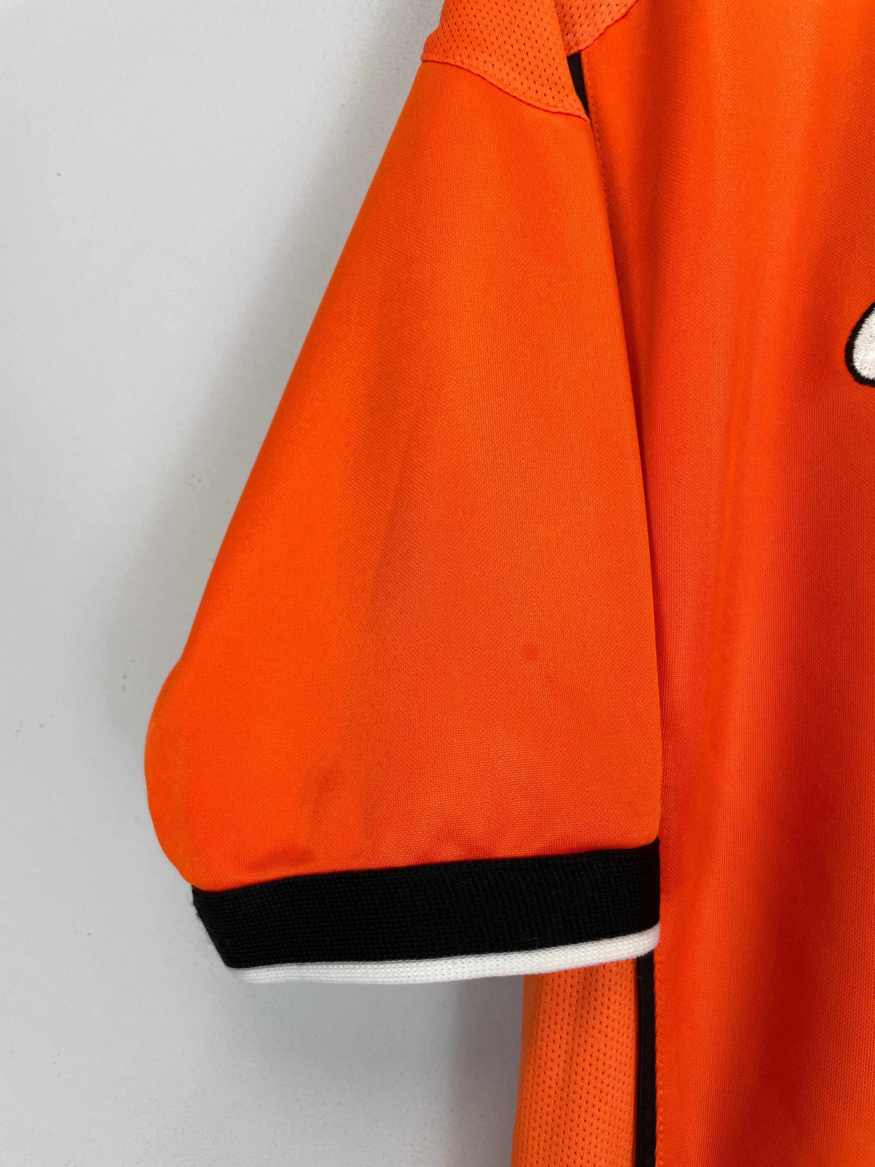 Shop 1998/00 NETHERLANDS BERGKAMP #8 HOME SHIRT (S) NIKE, classic football shirts, vintage football shirts & retro soccer jerseys at Cult Kits