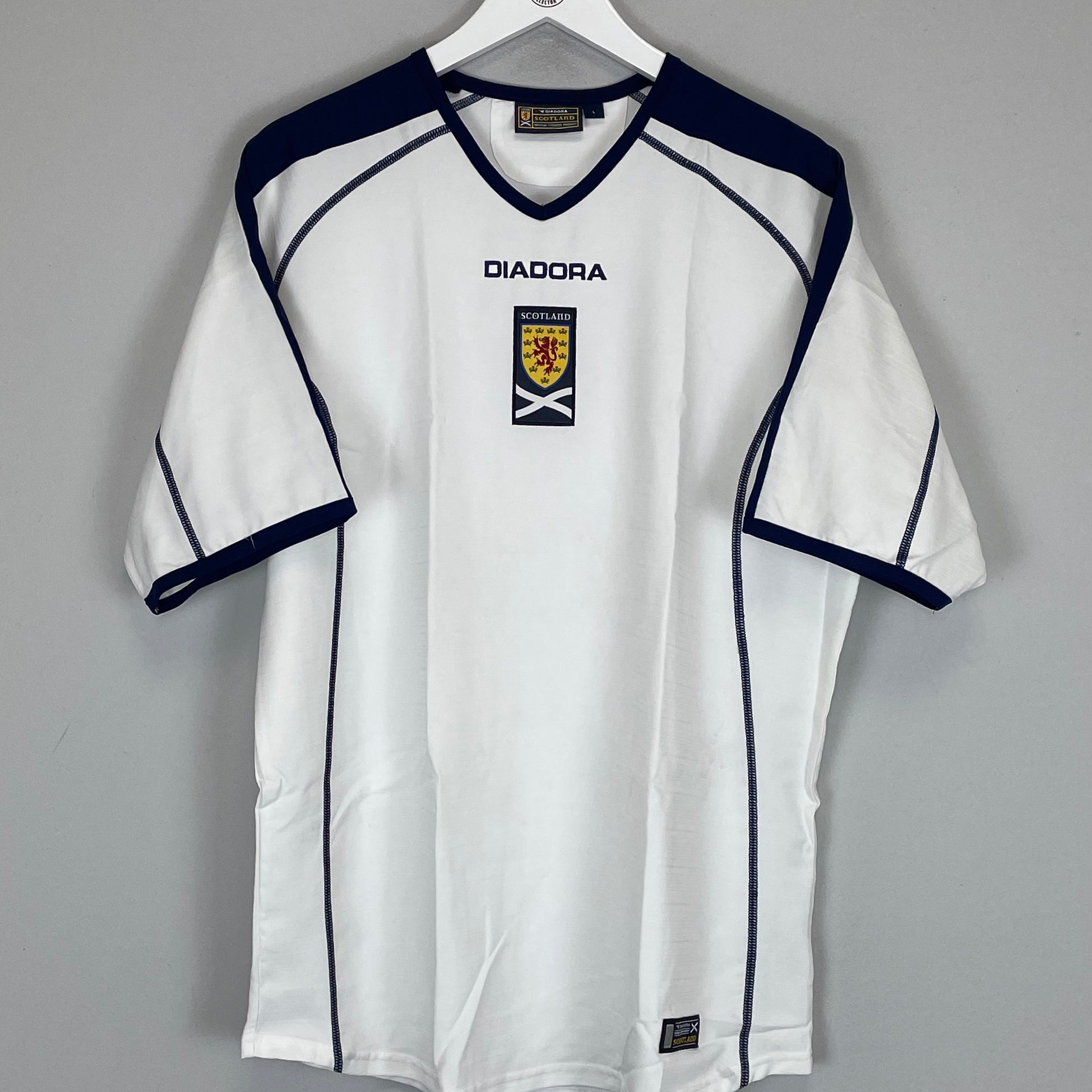 Shop 2003/05 SCOTLAND AWAY SHIRT (L) DIADORA, classic football shirts, vintage football shirts & retro soccer jerseys at Cult Kits