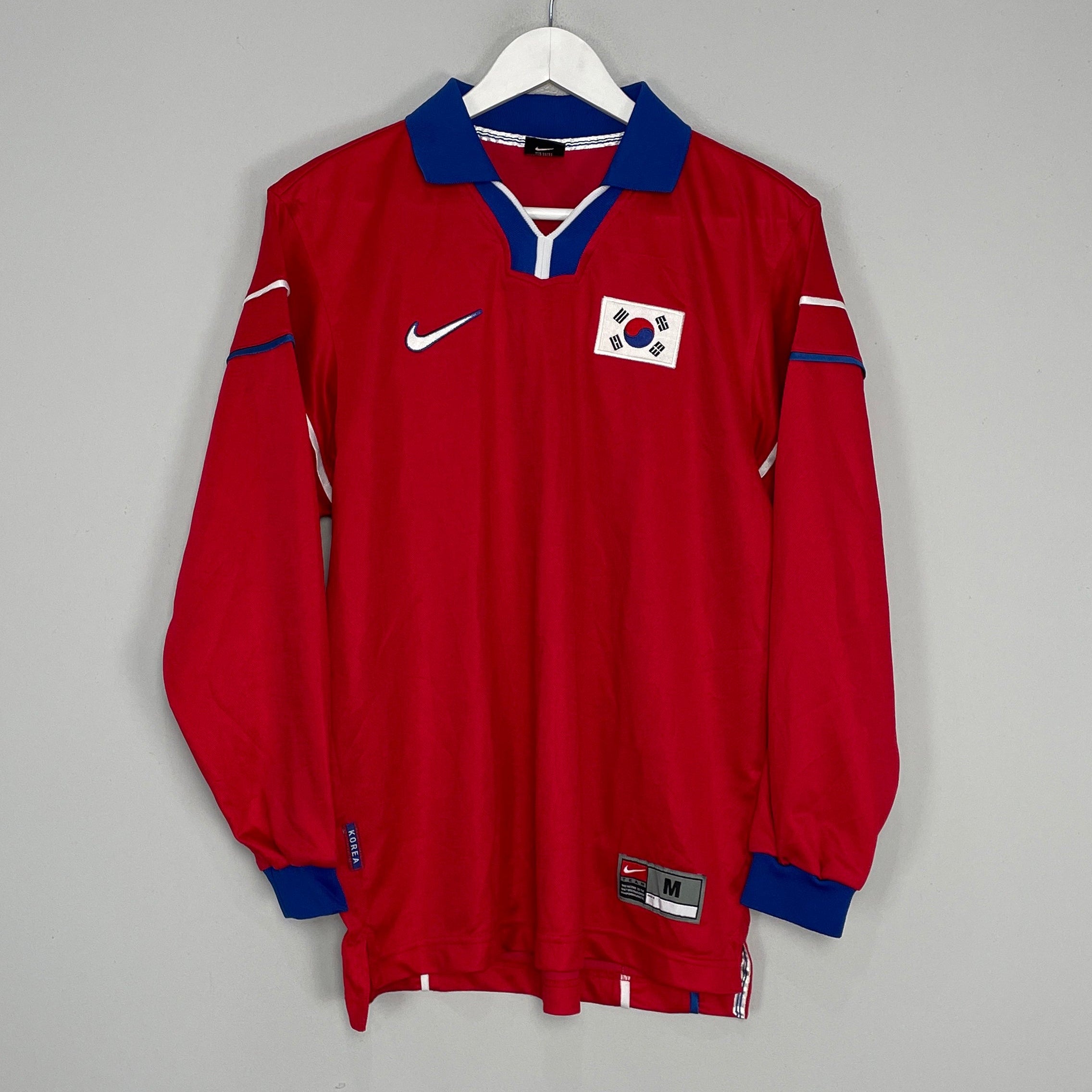 Shop 1998/01 SOUTH KOREA L/S HOME SHIRT (M) NIKE, classic football shirts, vintage football shirts & retro soccer jerseys at Cult Kits