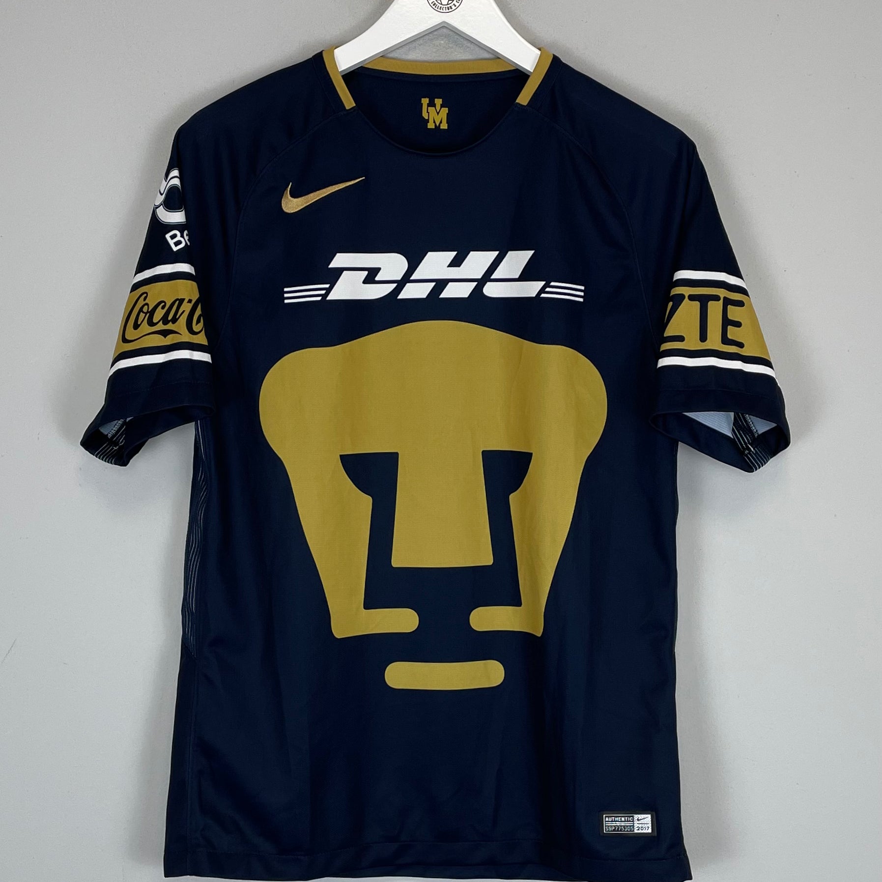 Shop 2017/18 UNAM PUMAS AWAY SHIRT (M) NIKE, classic football shirts, vintage football shirts & retro soccer jerseys at Cult Kits