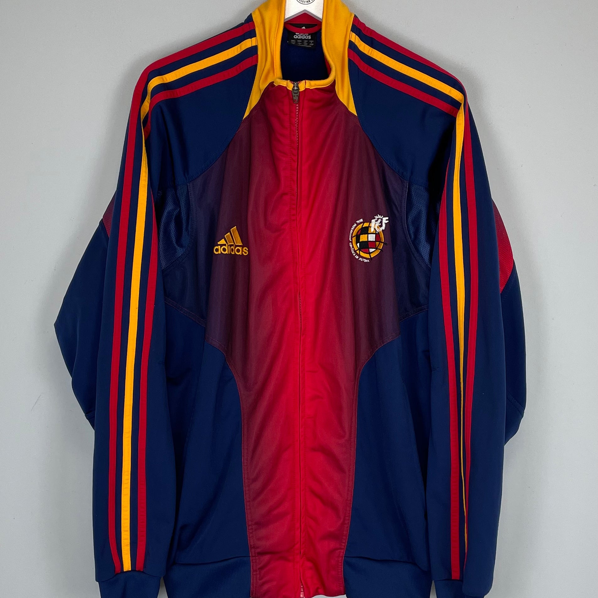 Shop 2003/04 SPAIN TRACK JACKET (L) ADIDAS, classic football shirts, vintage football shirts & retro soccer jerseys at Cult Kits