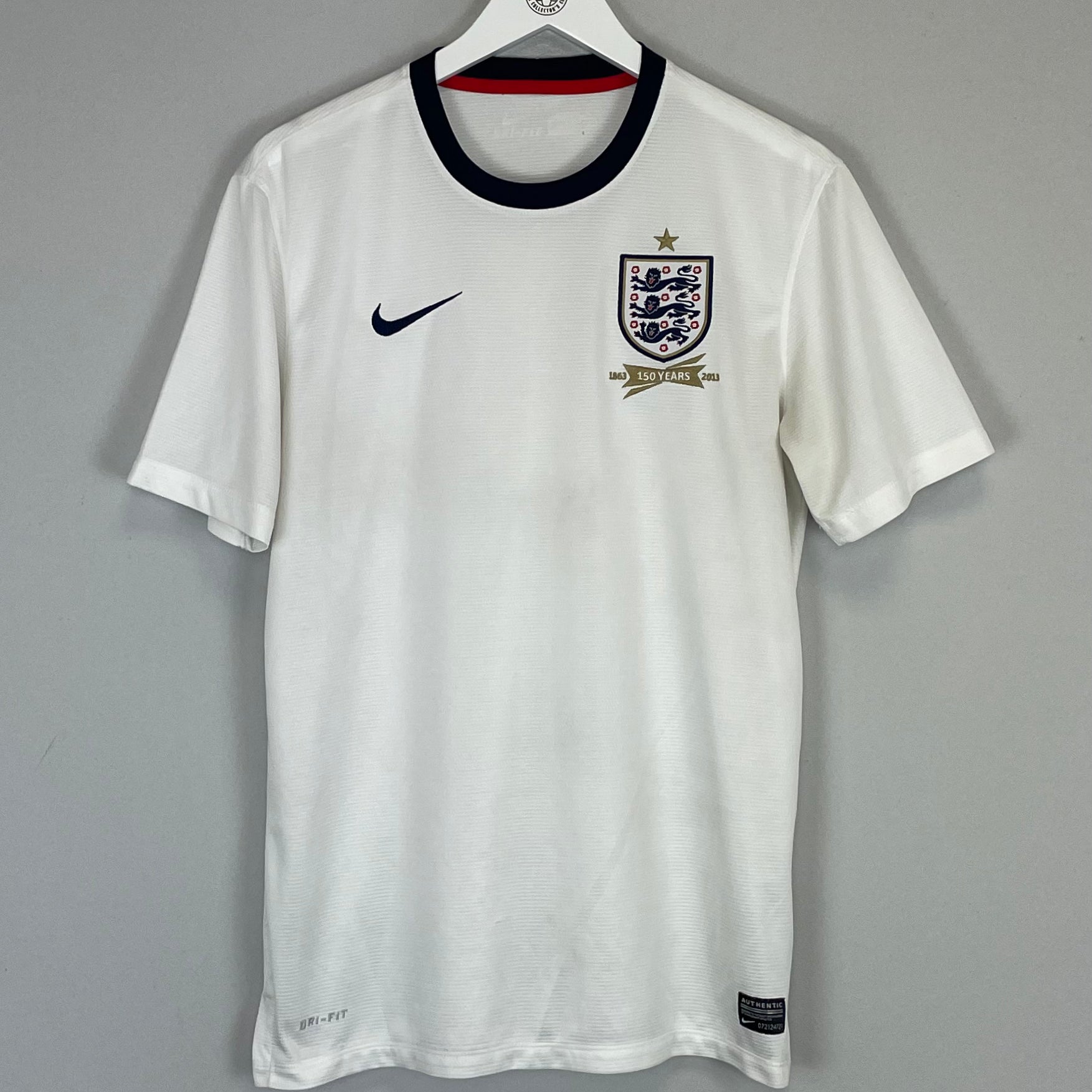 Shop 2013/14 ENGLAND HOME SHIRT (M) NIKE, classic football shirts, vintage football shirts & retro soccer jerseys at Cult Kits
