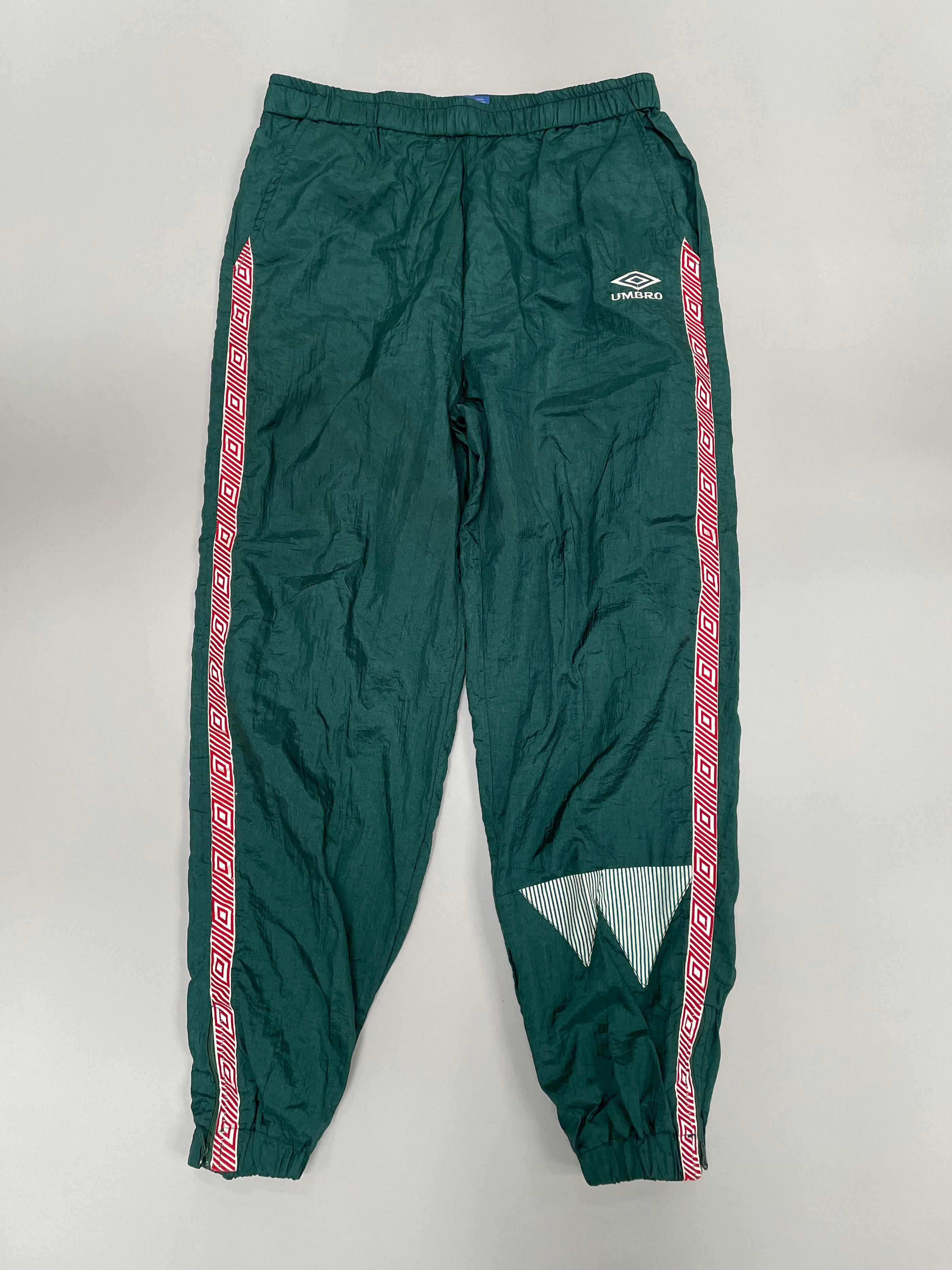 Shop 1993/94 MEXICO FULL TRACKSUIT (XL) UMBRO, classic football shirts, vintage football shirts & retro soccer jerseys at Cult Kits