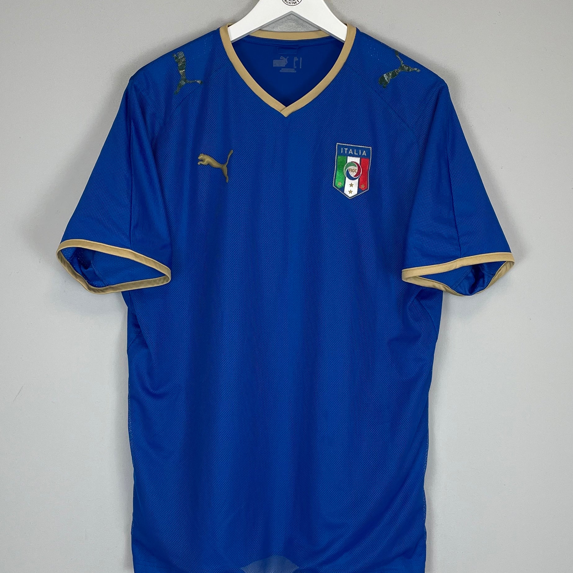 Shop 2007/08 ITALY HOME SHIRT (L) PUMA, classic football shirts, vintage football shirts & retro soccer jerseys at Cult Kits