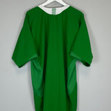 Shop 2005/06 CELTIC HOME SHIRT (XXL) NIKE, classic football shirts, vintage football shirts & retro soccer jerseys at Cult Kits