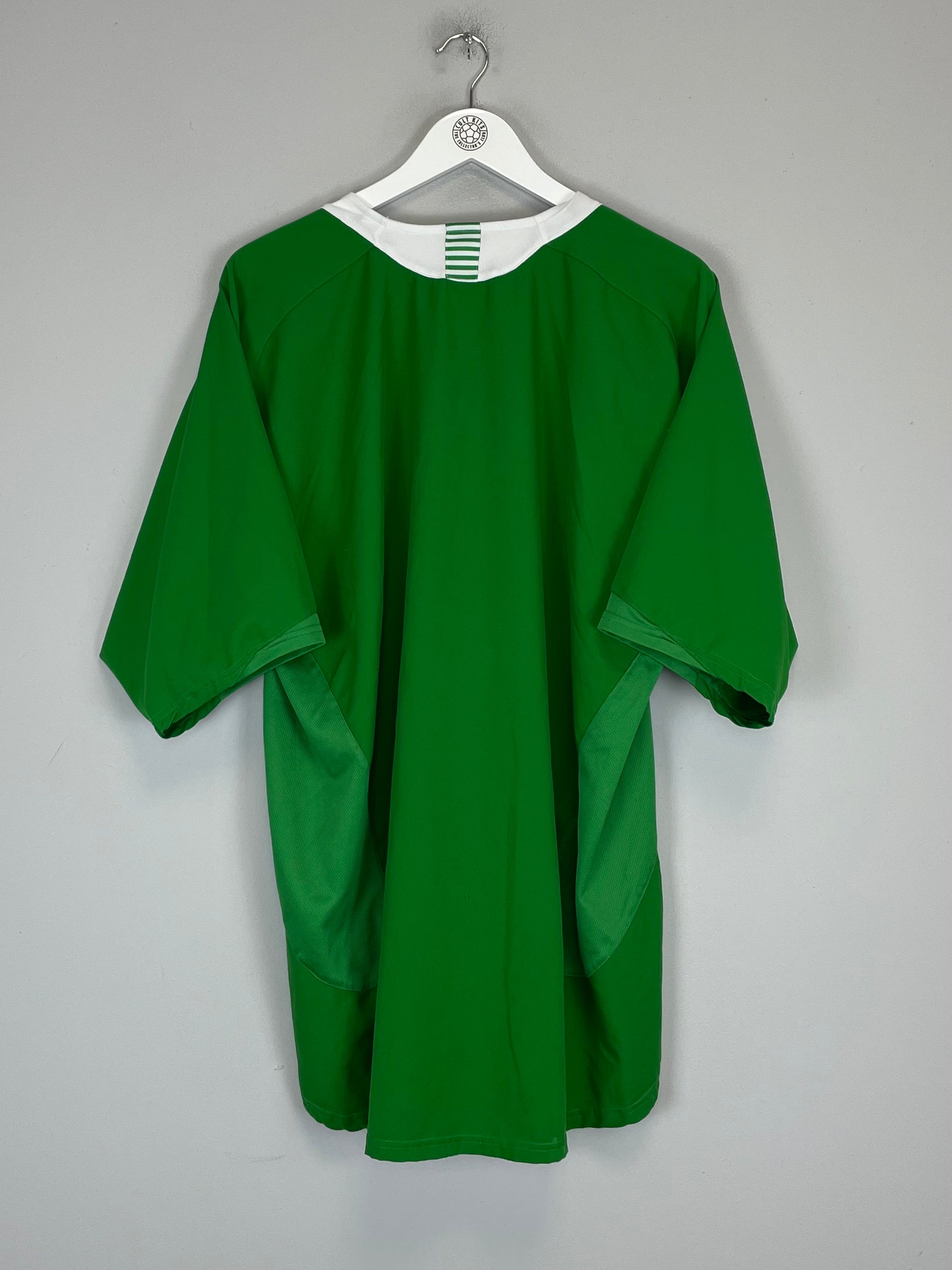Shop 2005/06 CELTIC HOME SHIRT (XXL) NIKE, classic football shirts, vintage football shirts & retro soccer jerseys at Cult Kits
