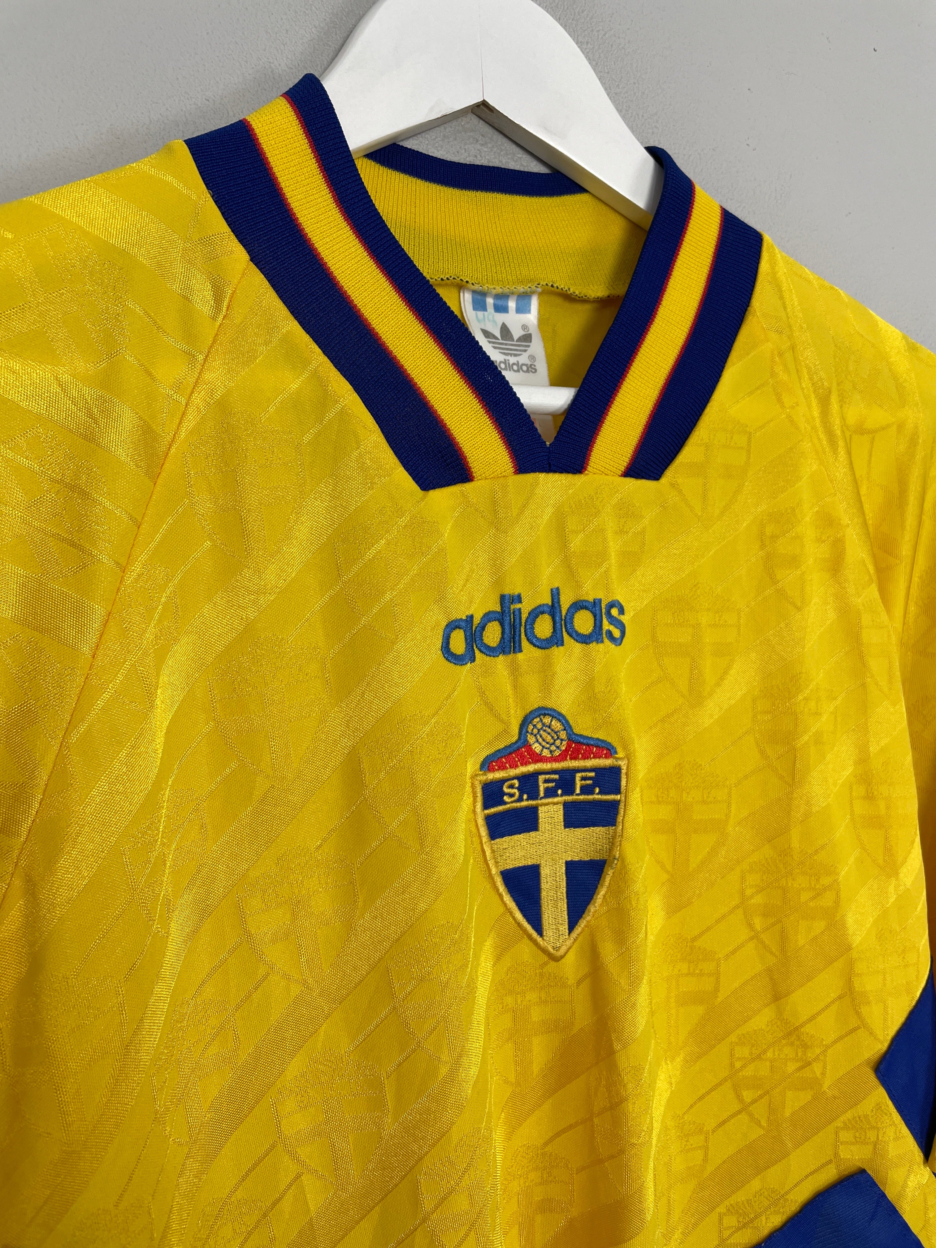 Shop 1994/95 SWEDEN HOME SHIRT (L) ADIDAS, classic football shirts, vintage football shirts & retro soccer jerseys at Cult Kits