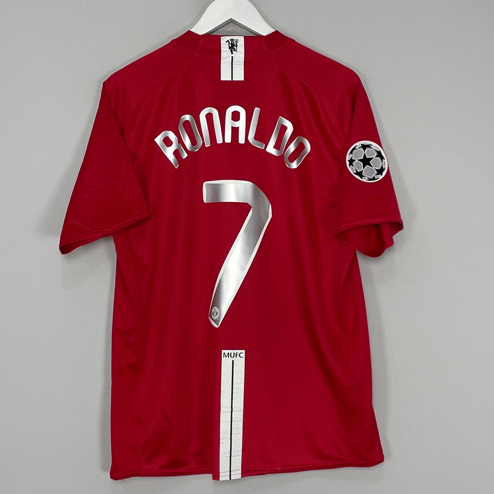 Shop 2007/09 MANCHESTER UNITED RONALDO #7 C/L HOME SHIRT (L) NIKE, classic football shirts, vintage football shirts & retro soccer jerseys at Cult Kits