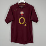 Shop 2005/06 ARSENAL HENRY #14 HOME SHIRT (M) NIKE, classic football shirts, vintage football shirts & retro soccer jerseys at Cult Kits