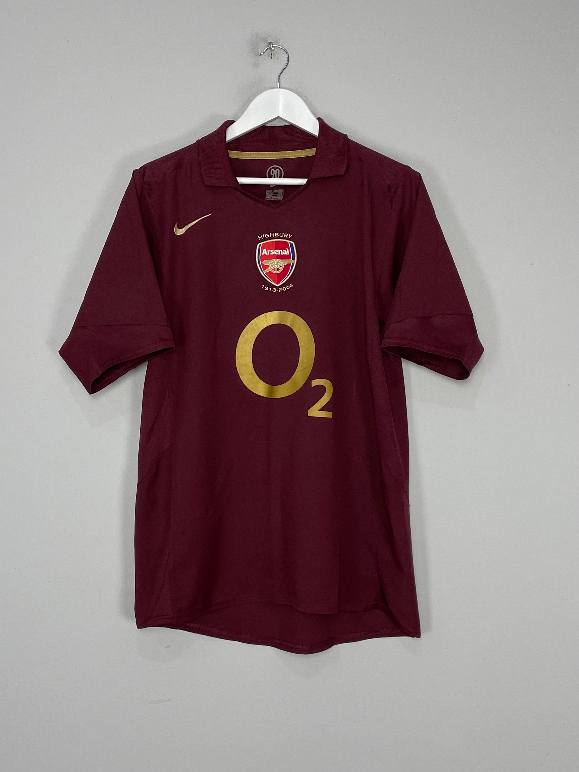 Shop 2005/06 ARSENAL HENRY #14 HOME SHIRT (M) NIKE, classic football shirts, vintage football shirts & retro soccer jerseys at Cult Kits