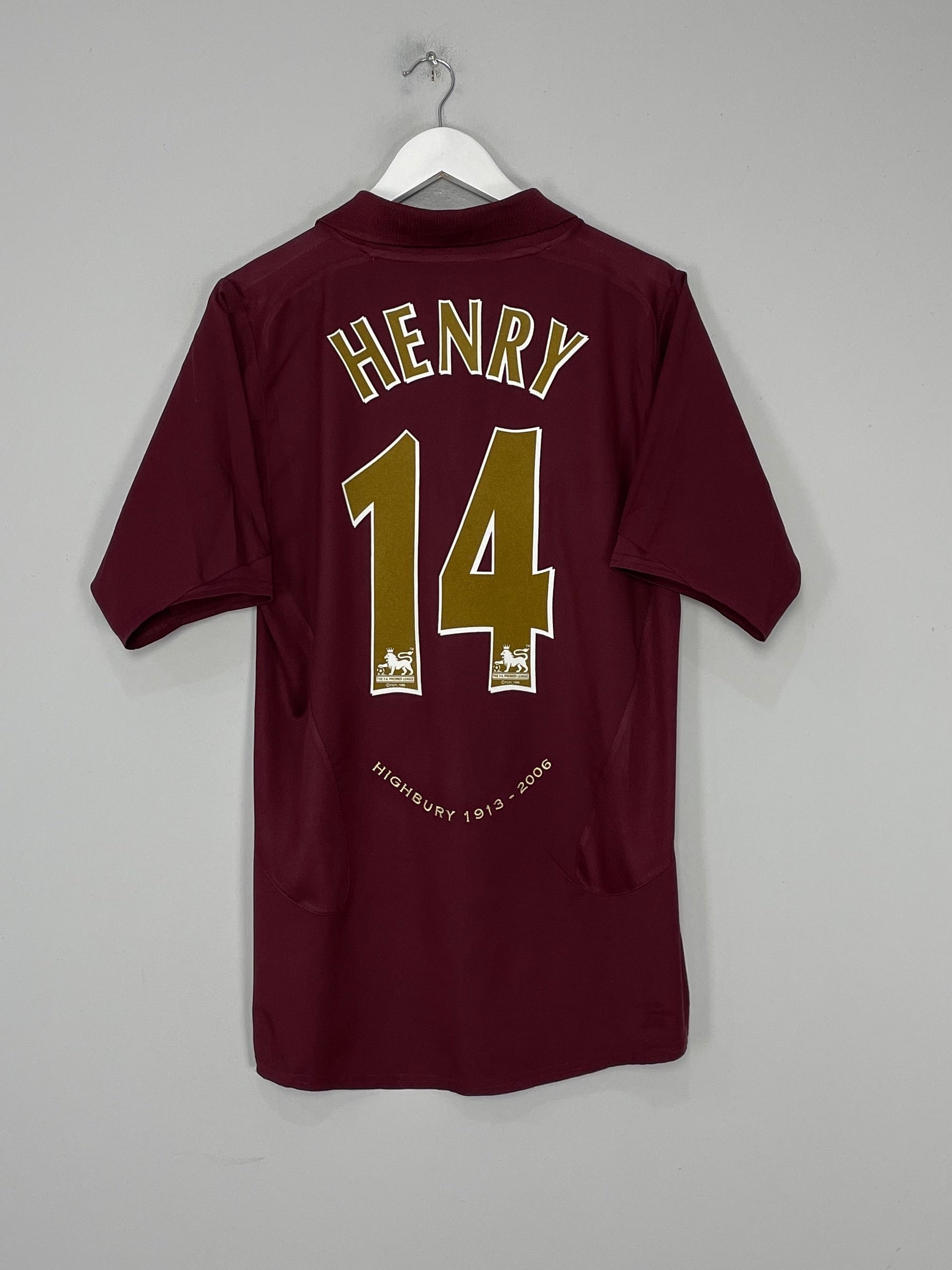 Shop 2005/06 ARSENAL HENRY #14 HOME SHIRT (M) NIKE, classic football shirts, vintage football shirts & retro soccer jerseys at Cult Kits