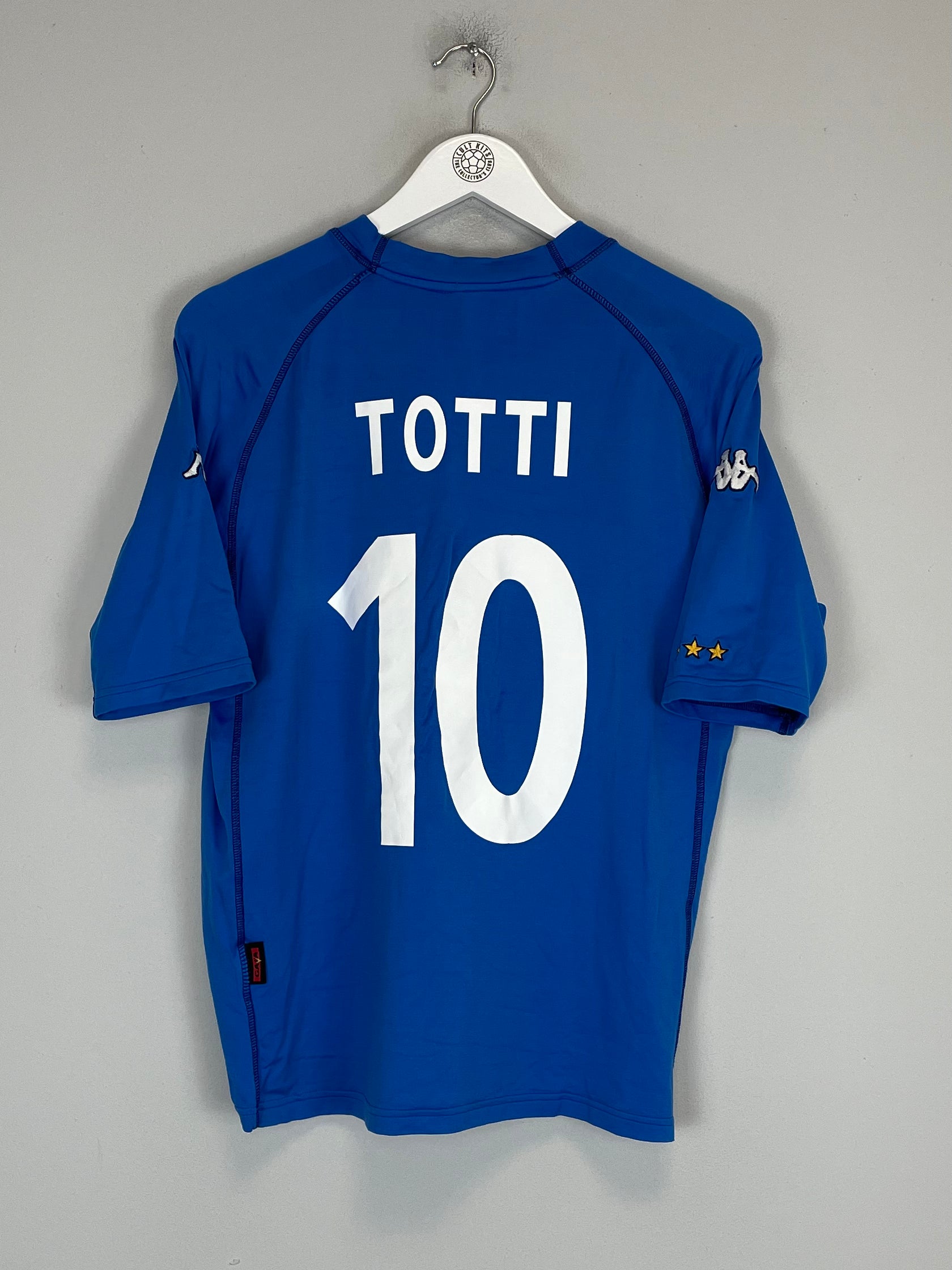 Shop 2000 ITALY TOTTI #10 HOME SHIRT (M) KAPPA, classic football shirts, vintage football shirts & retro soccer jerseys at Cult Kits