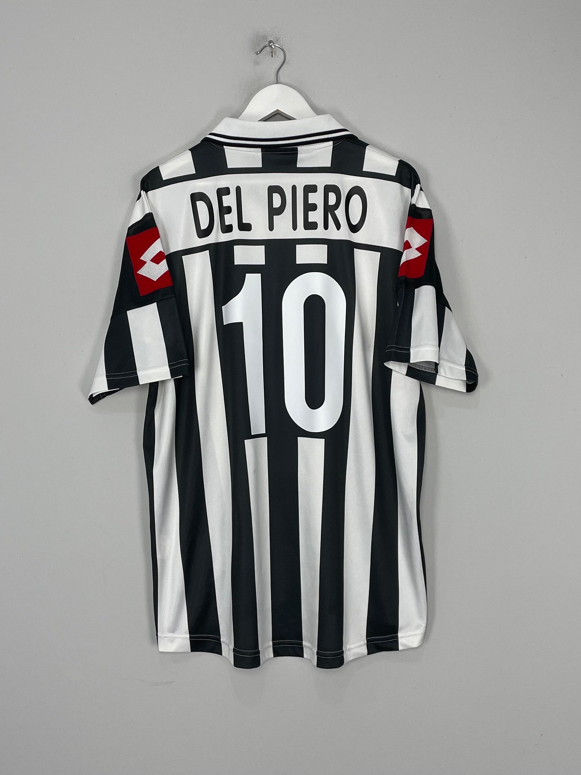 Shop 2001/02 JUVENTUS DEL PIERO #10 EUROPEAN HOME SHIRT (XL) LOTTO, classic football shirts, vintage football shirts & retro soccer jerseys at Cult Kits