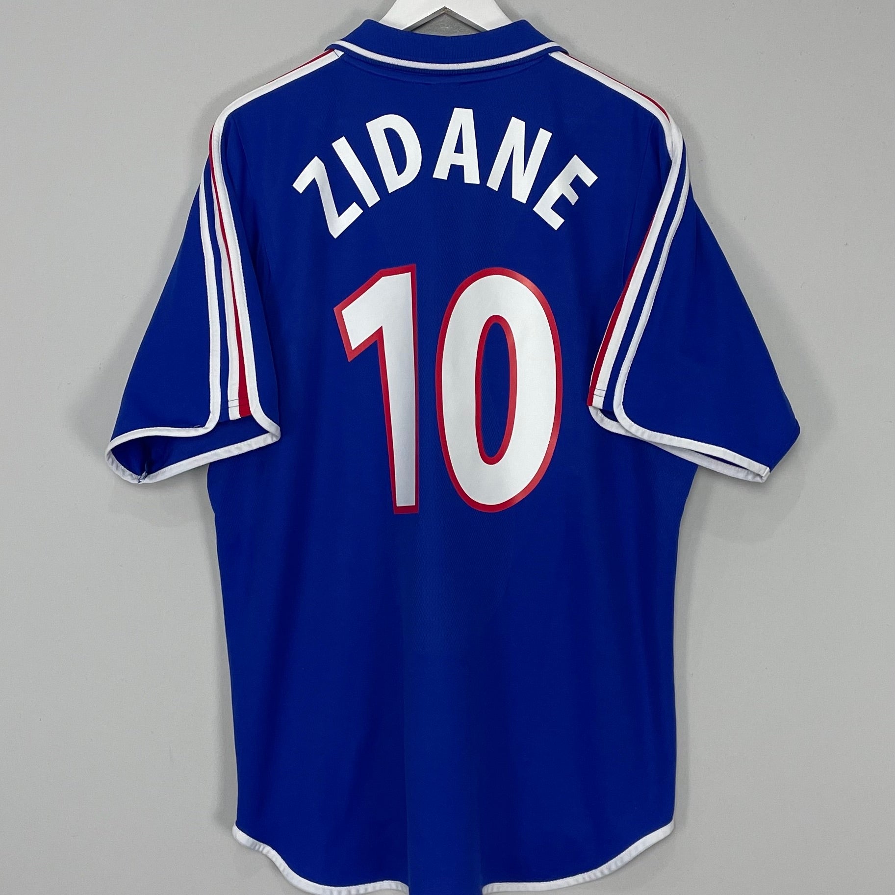 Shop 2000/02 FRANCE ZIDANE #10 HOME SHIRT (L) ADIDAS, classic football shirts, vintage football shirts & retro soccer jerseys at Cult Kits