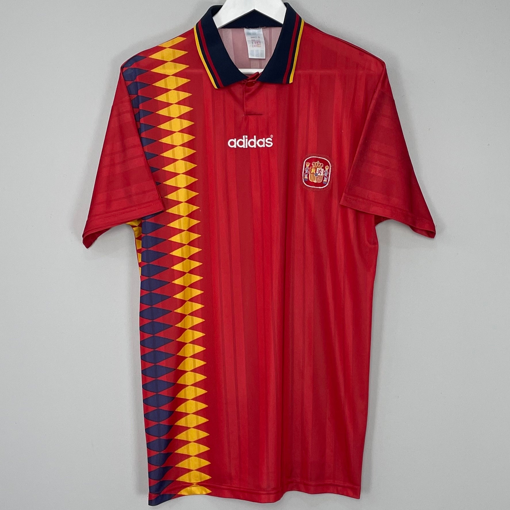 Shop 1994/96 SPAIN HOME SHIRT (L) ADIDAS, classic football shirts, vintage football shirts & retro soccer jerseys at Cult Kits