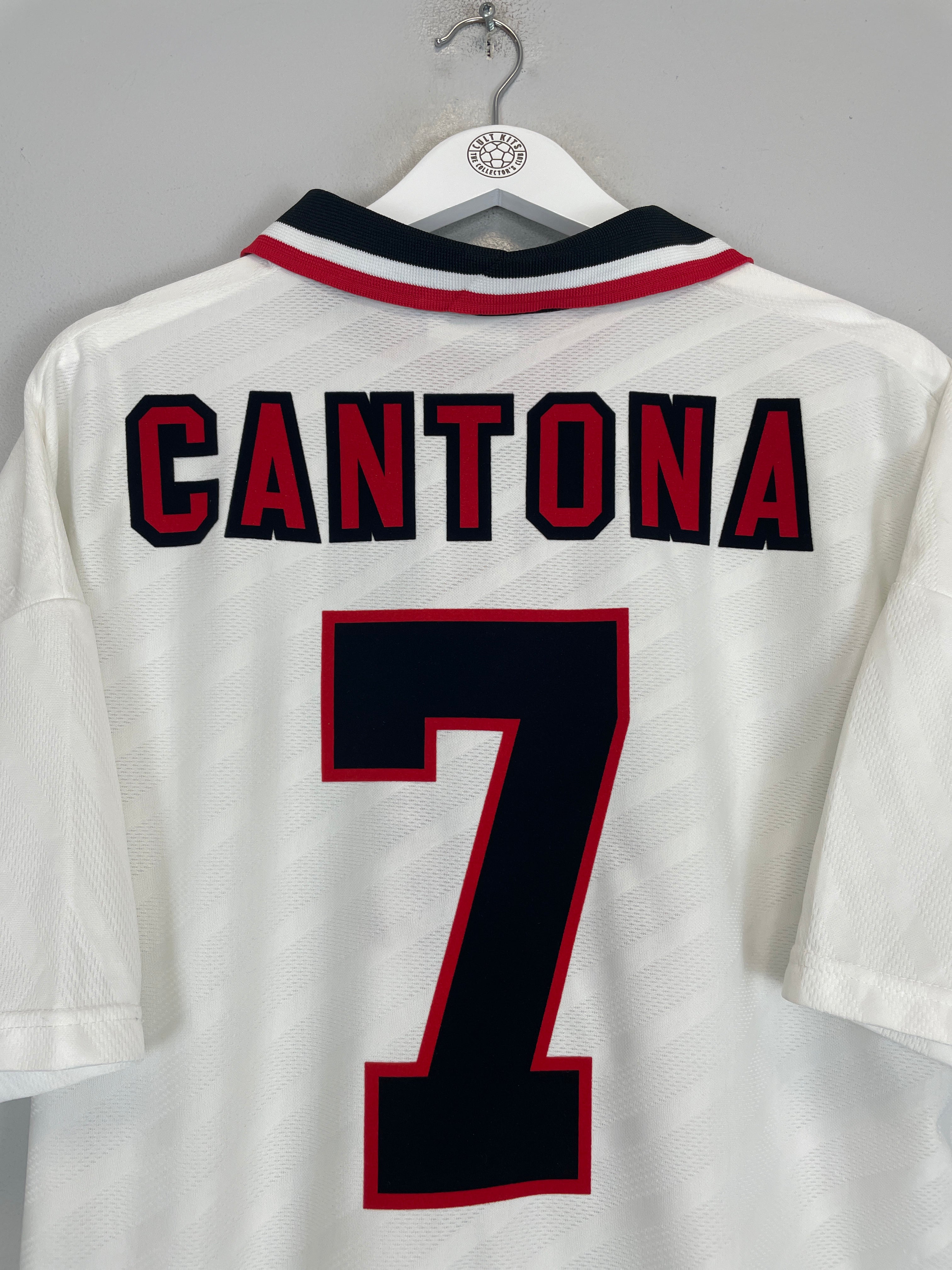 Shop 1996/97 MANCHESTER UNITED CANTONA #7 AWAY SHIRT (XL) UMBRO, classic football shirts, vintage football shirts & retro soccer jerseys at Cult Kits