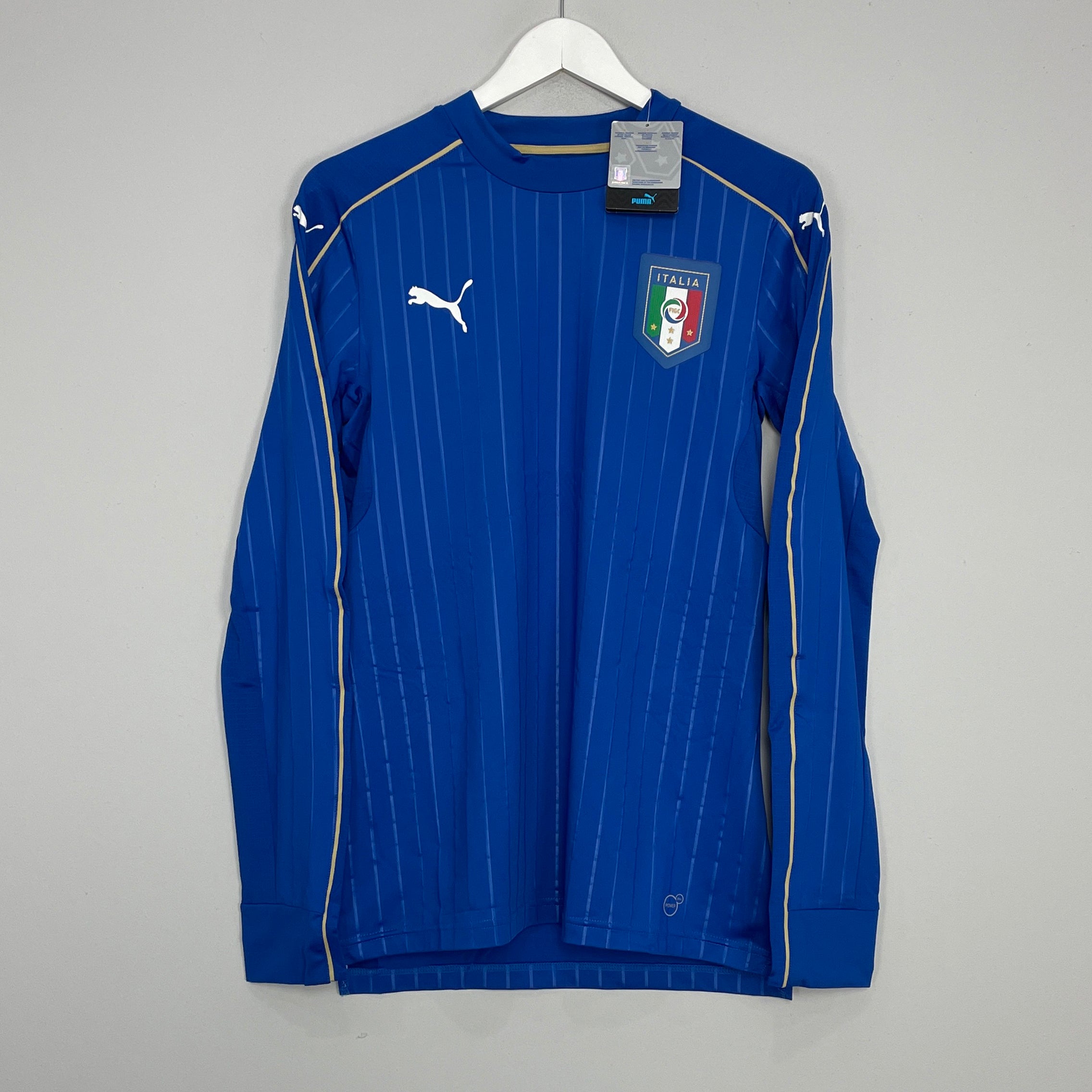 Shop 2016/17 ITALY *BNWT* PLAYER SPEC HOME SHIRT (MULTIPLE SIZES) PUMA, classic football shirts, vintage football shirts & retro soccer jerseys at Cult Kits