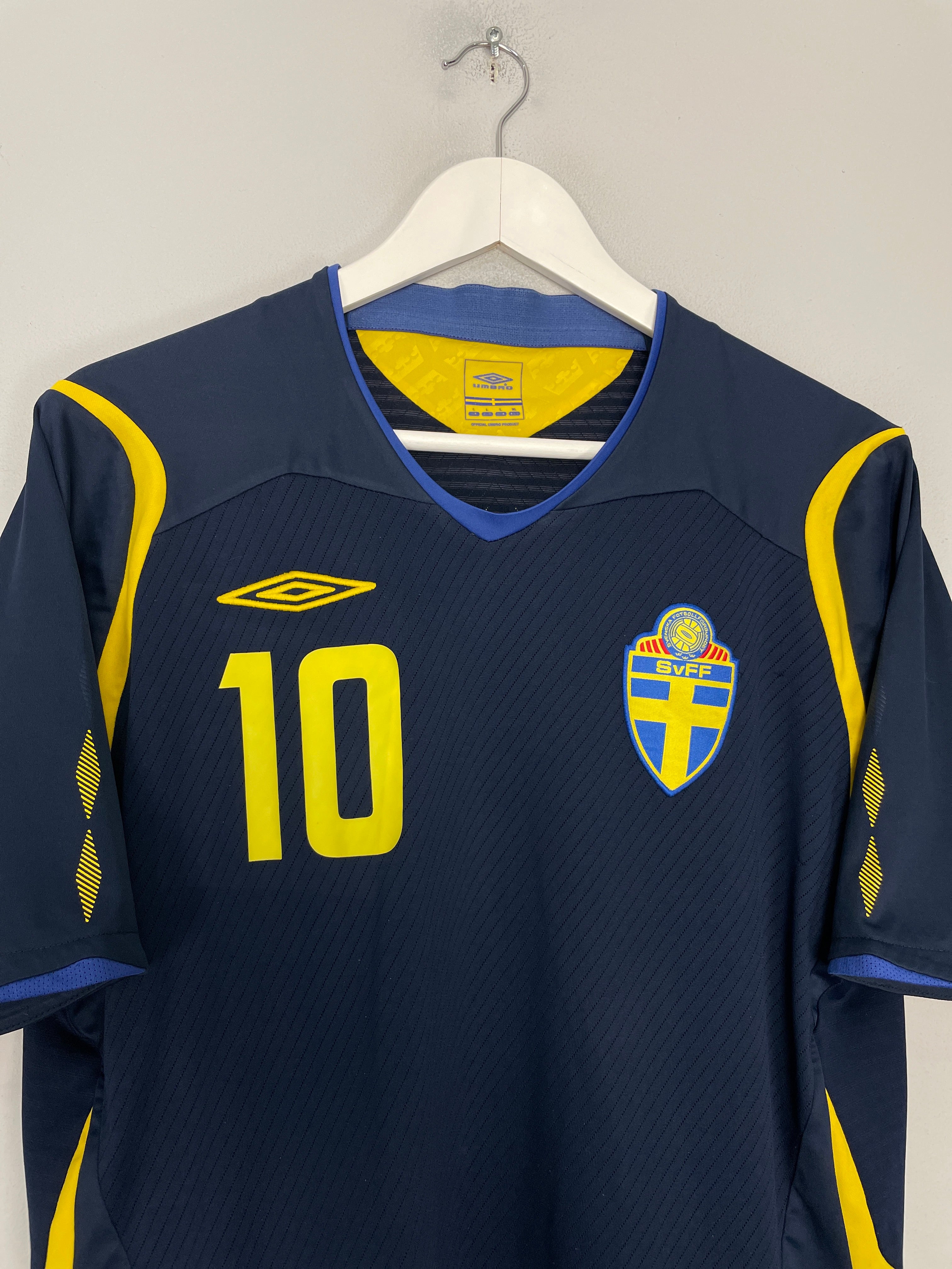 Shop 2008/09 SWEDEN IBRAHIMOVIC #9 AWAY SHIRT (L) UMBRO, classic football shirts, vintage football shirts & retro soccer jerseys at Cult Kits