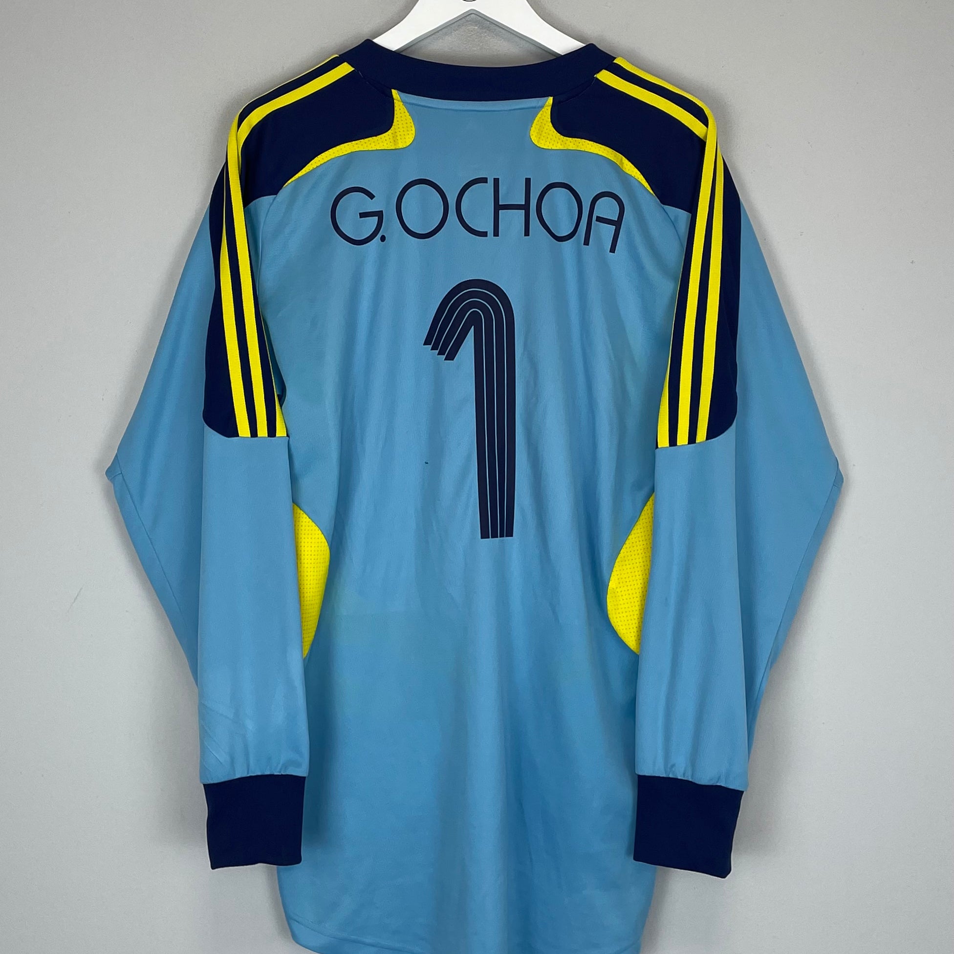 Buy 2006/07 MEXICO G.OCHOA 1 GK SHIRT (L) ADIDAS ~ Free worldwide shipping ~ Authentic Vintage Football Shirts from Cult Kits