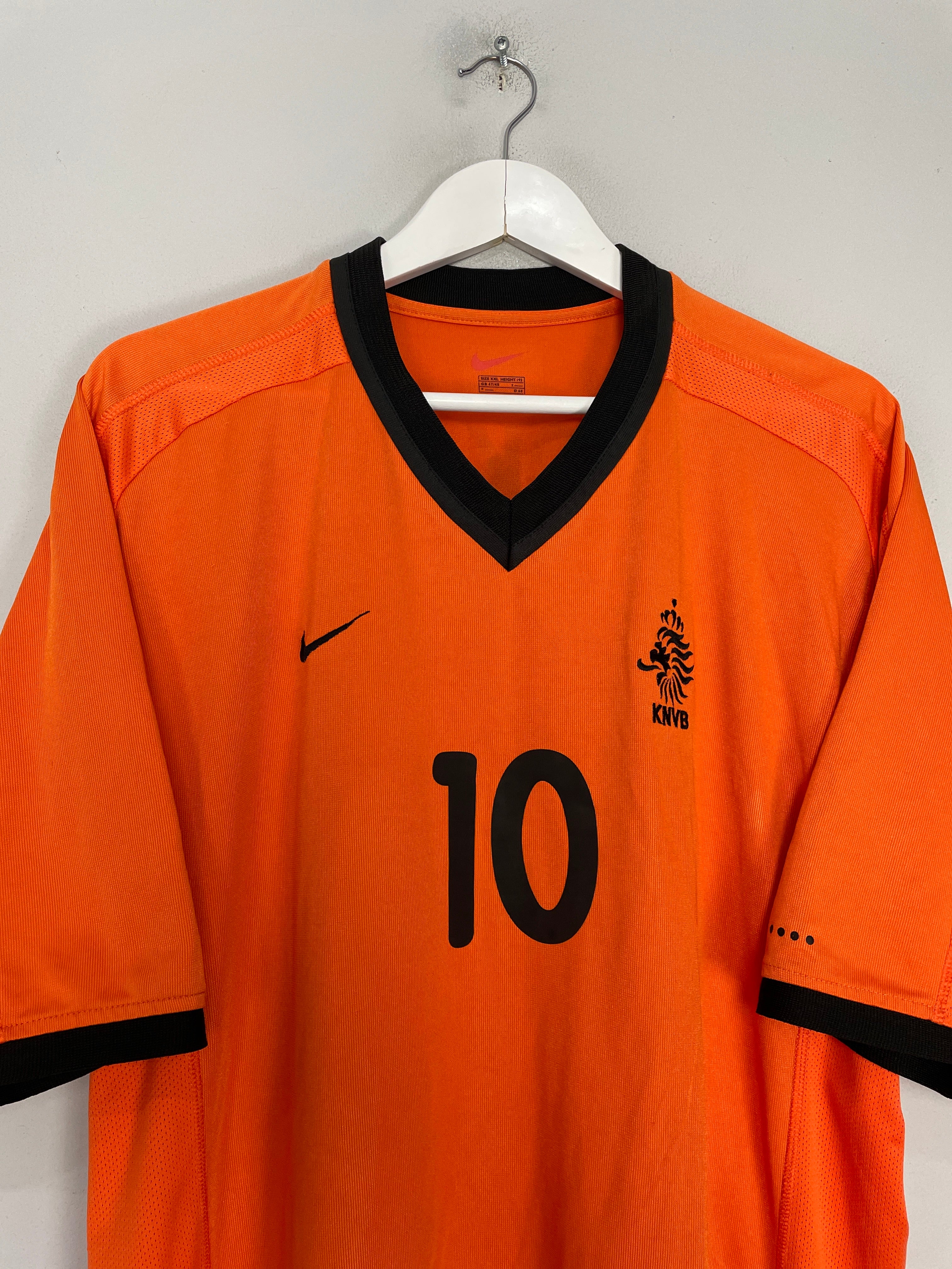 Shop 2000/02 NETHERLANDS BERGKAMP #10 HOME SHIRT (XXL) NIKE, classic football shirts, vintage football shirts & retro soccer jerseys at Cult Kits