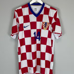 Shop 2008/09 CROATIA MODRIC #14 HOME SHIRT (M) NIKE, classic football shirts, vintage football shirts & retro soccer jerseys at Cult Kits