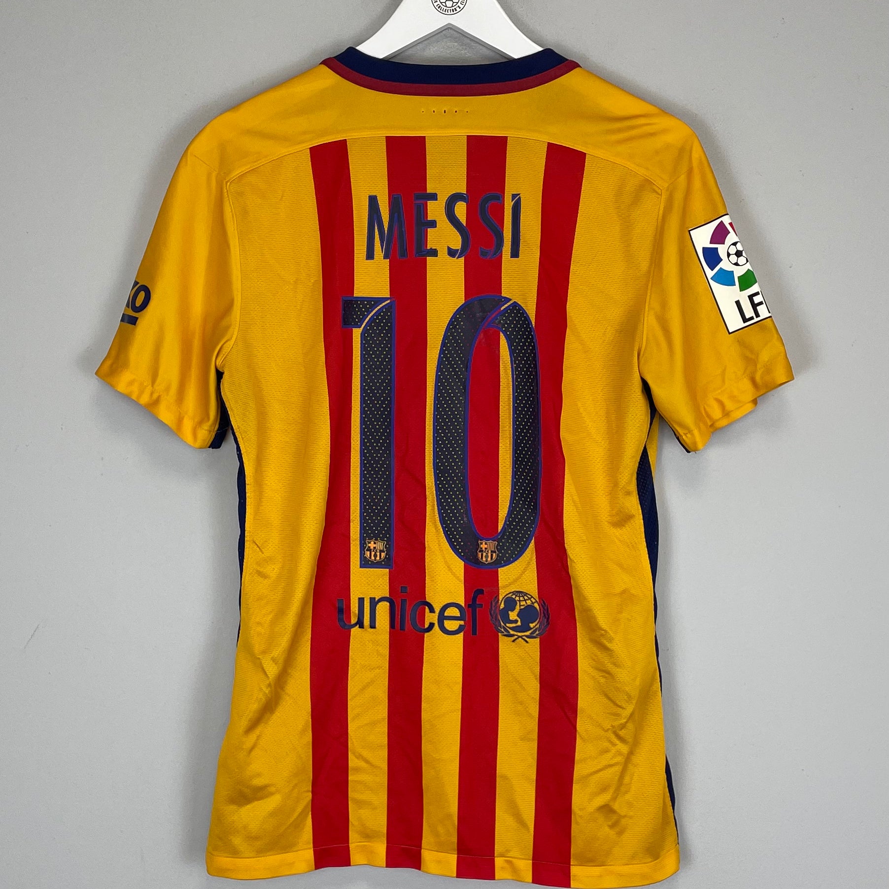 Shop 2015/16 BARCELONA MESSI #10 *AUTHENTIC* AWAY SHIRT (M) NIKE, classic football shirts, vintage football shirts & retro soccer jerseys at Cult Kits