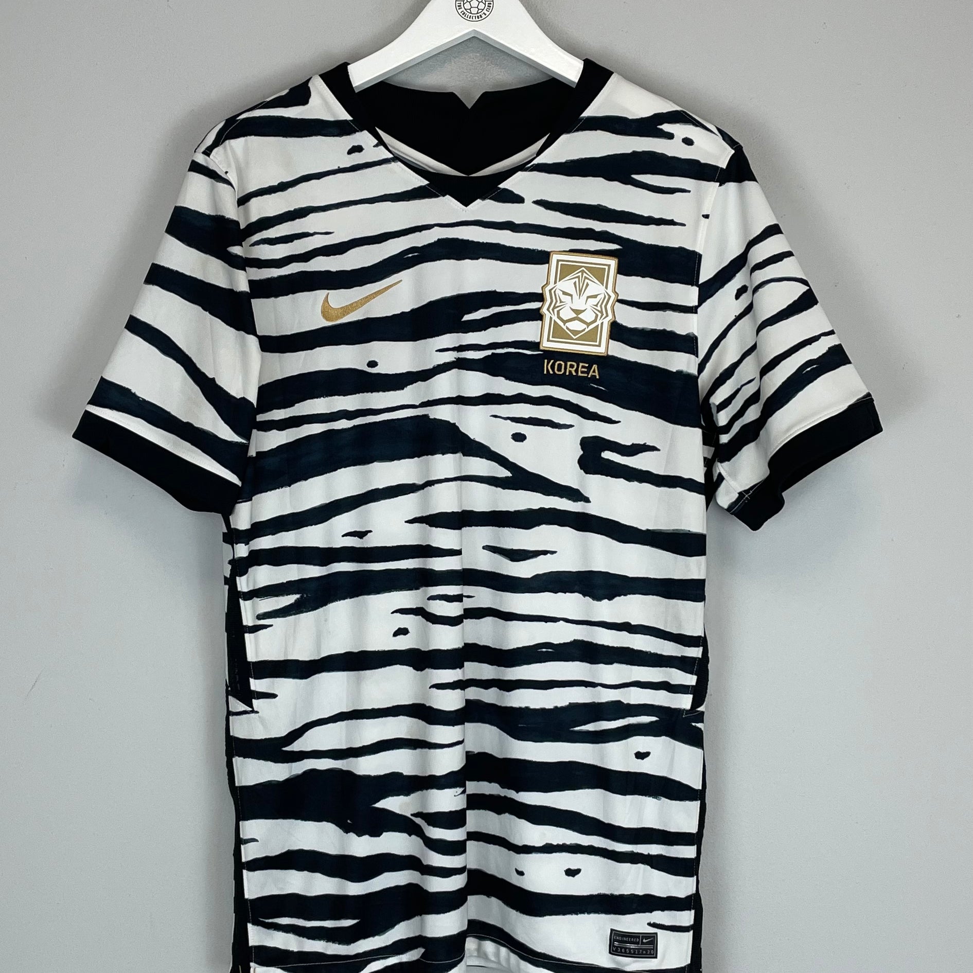 Shop 2020/21 SOUTH KOREA AWAY SHIRT (L) NIKE, classic football shirts, vintage football shirts & retro soccer jerseys at Cult Kits