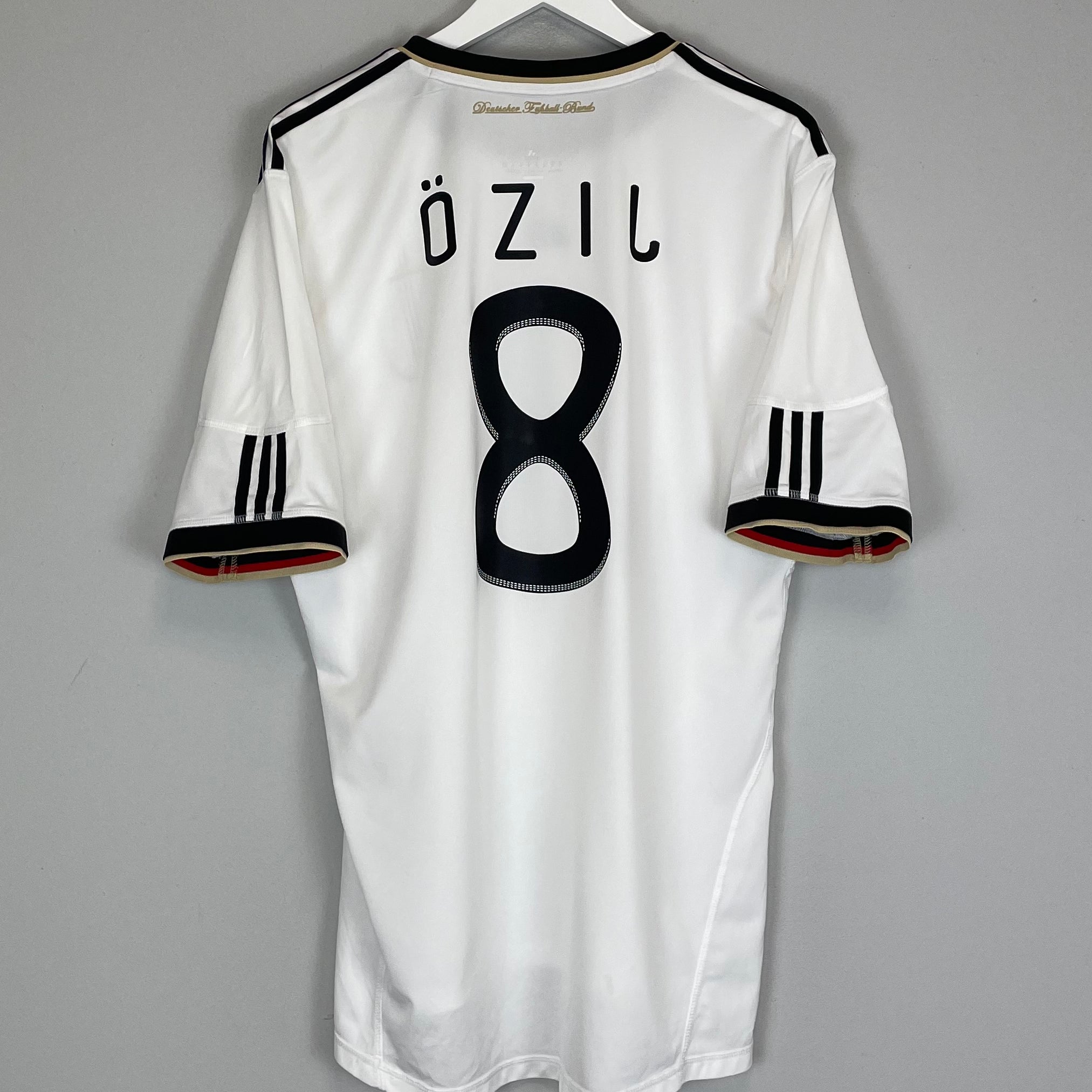 Shop 2010/11 GERMANY OZIL #8 HOME SHIRT (XL) ADIDAS, classic football shirts, vintage football shirts & retro soccer jerseys at Cult Kits