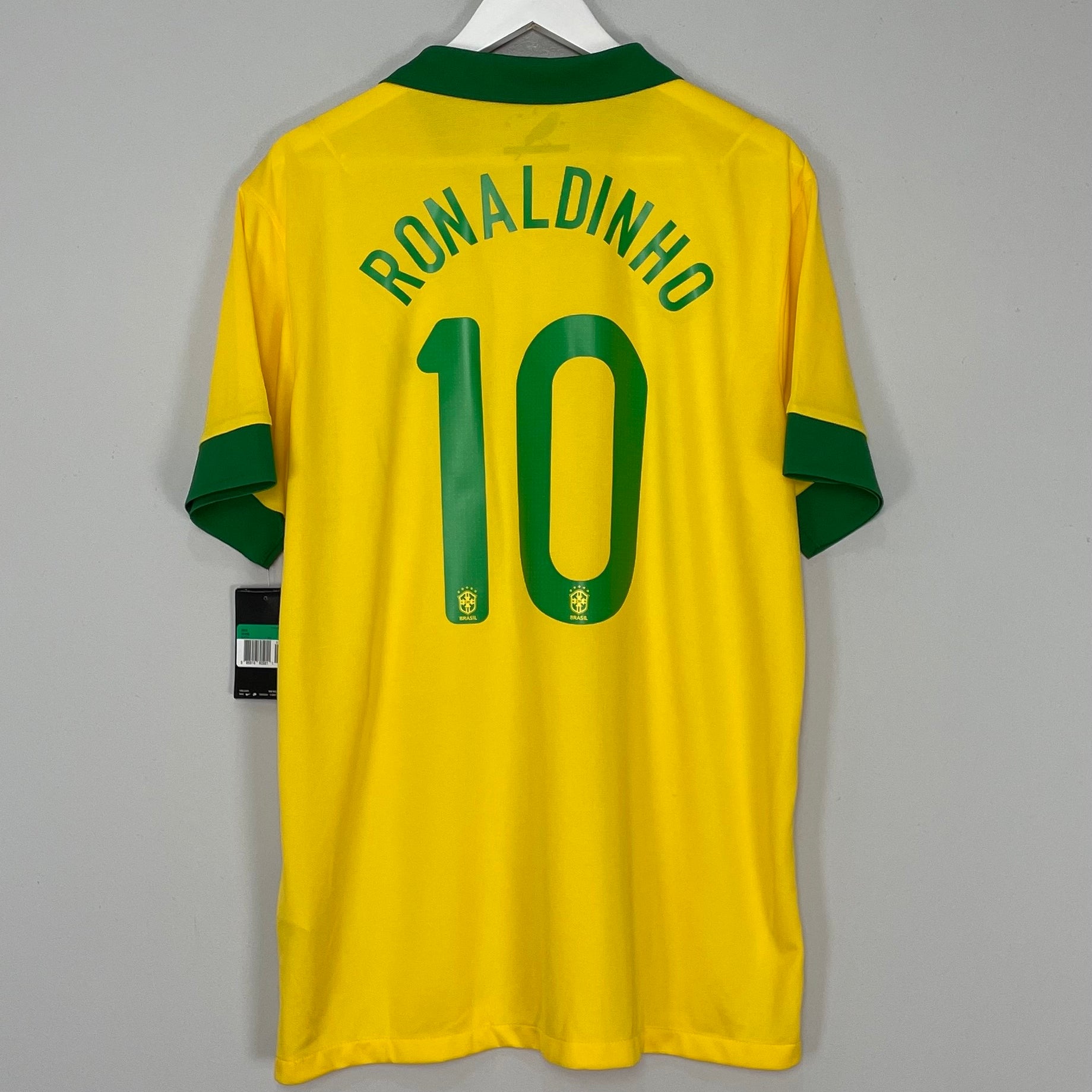 Shop 2013/14 BRAZIL RONALDINHO #10 *BNWT* HOME SHIRT (XL) NIKE, classic football shirts, vintage football shirts & retro soccer jerseys at Cult Kits