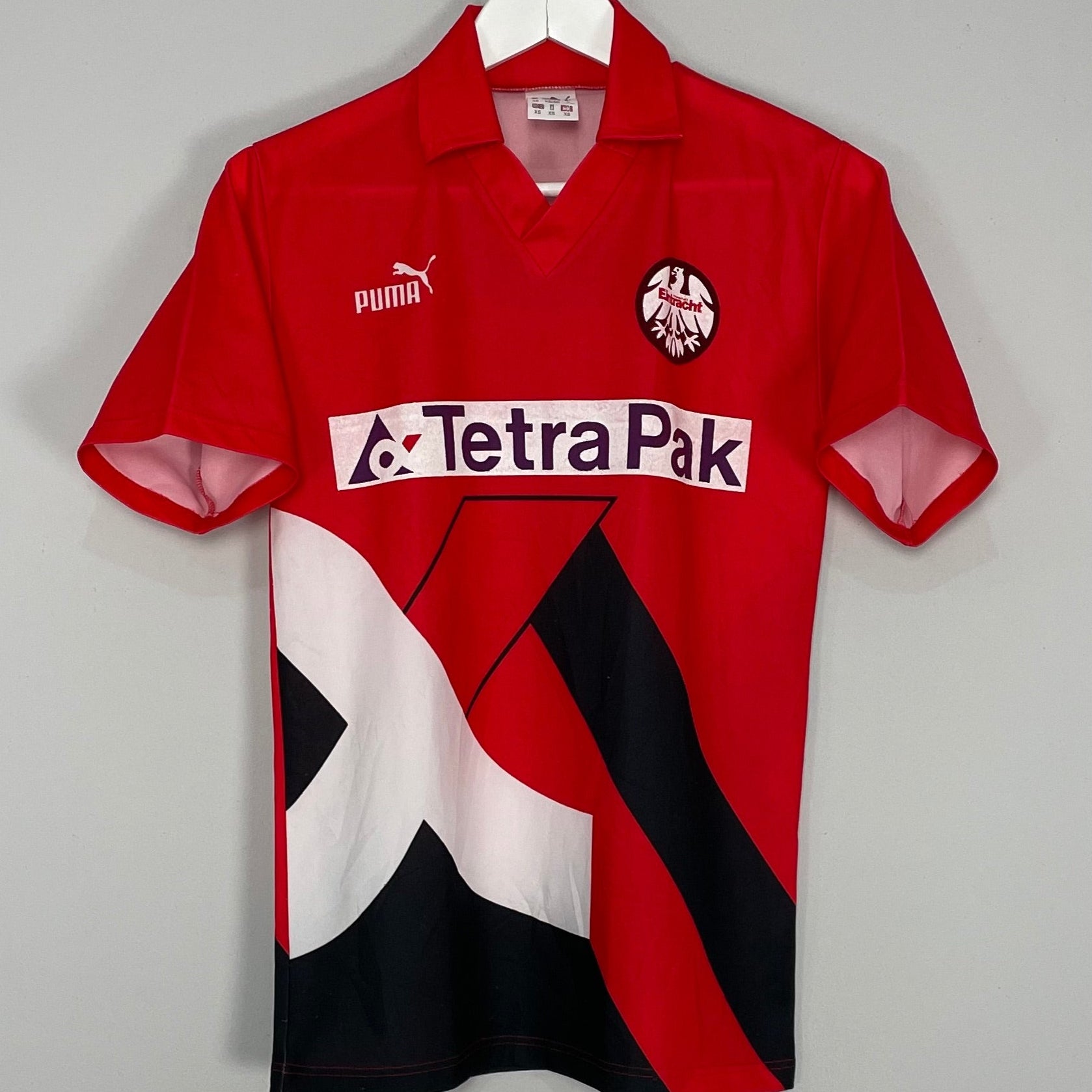 Shop 1993/94 EINTRACHT FRANKFURT HOME SHIRT (XS) PUMA, classic football shirts, vintage football shirts & retro soccer jerseys at Cult Kits