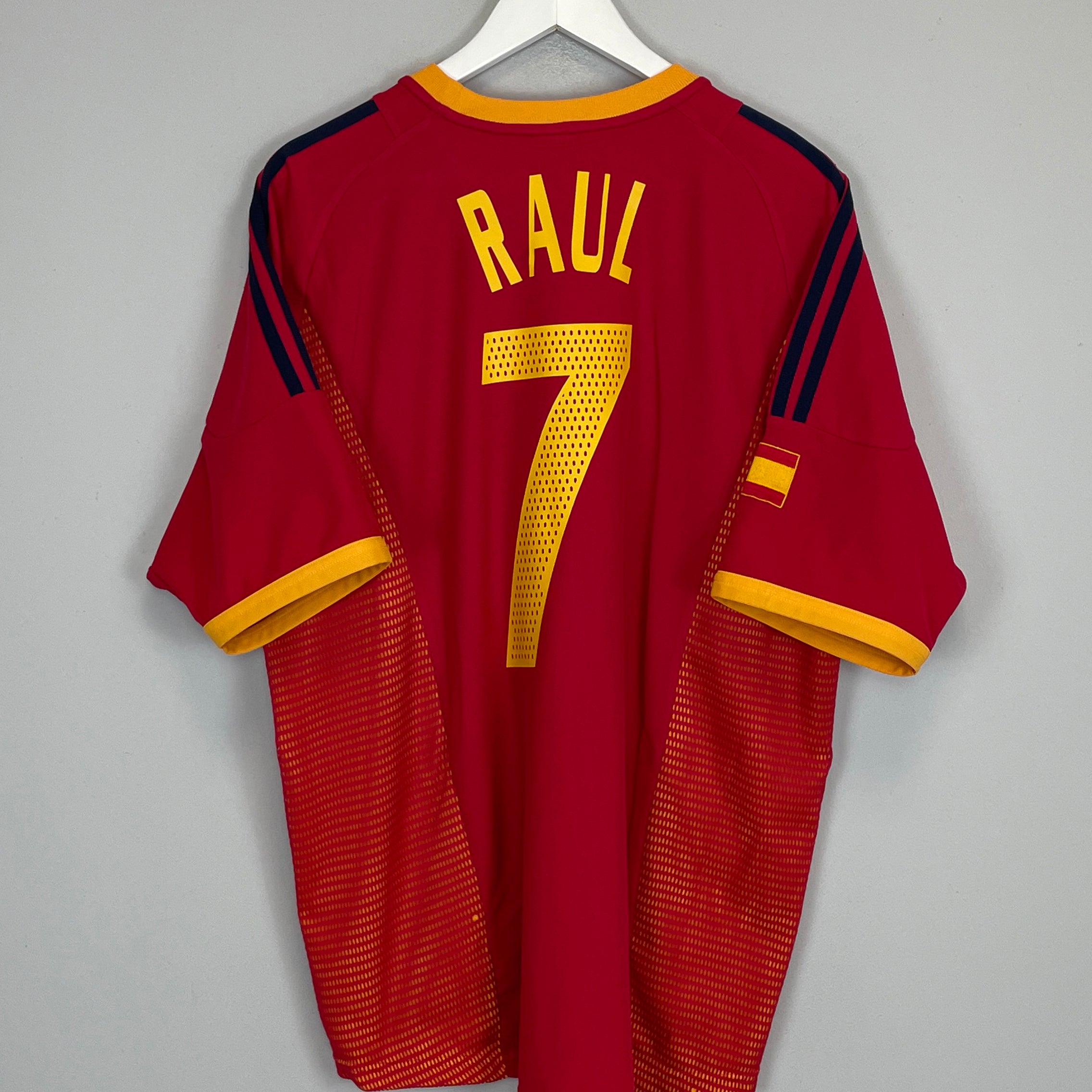 Shop 2002/04 SPAIN RAUL #7 HOME SHIRT (L) ADIDAS, classic football shirts, vintage football shirts & retro soccer jerseys at Cult Kits