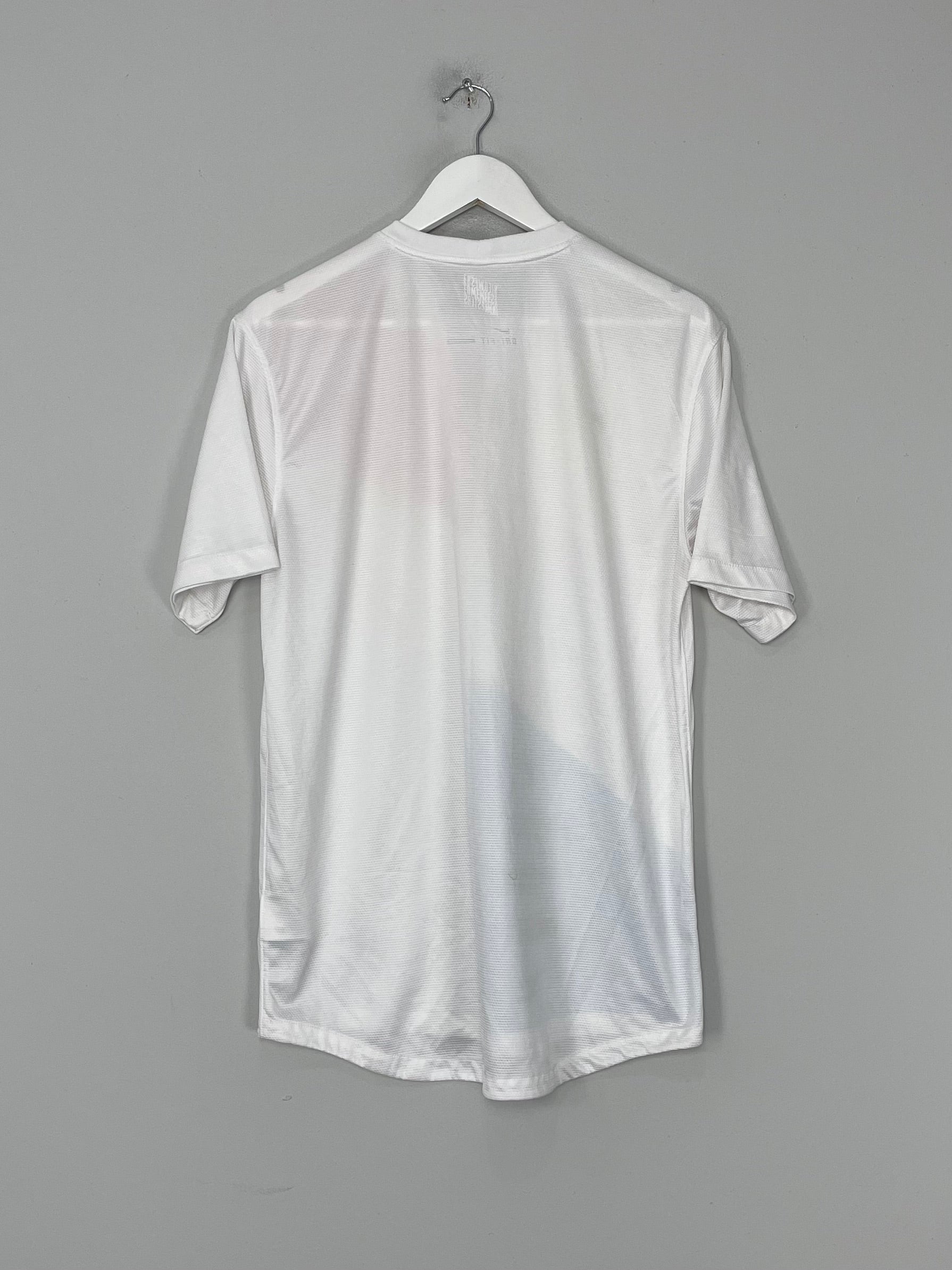 Shop 2013/14 NETHERLANDS AWAY SHIRT (L) NIKE, classic football shirts, vintage football shirts & retro soccer jerseys at Cult Kits