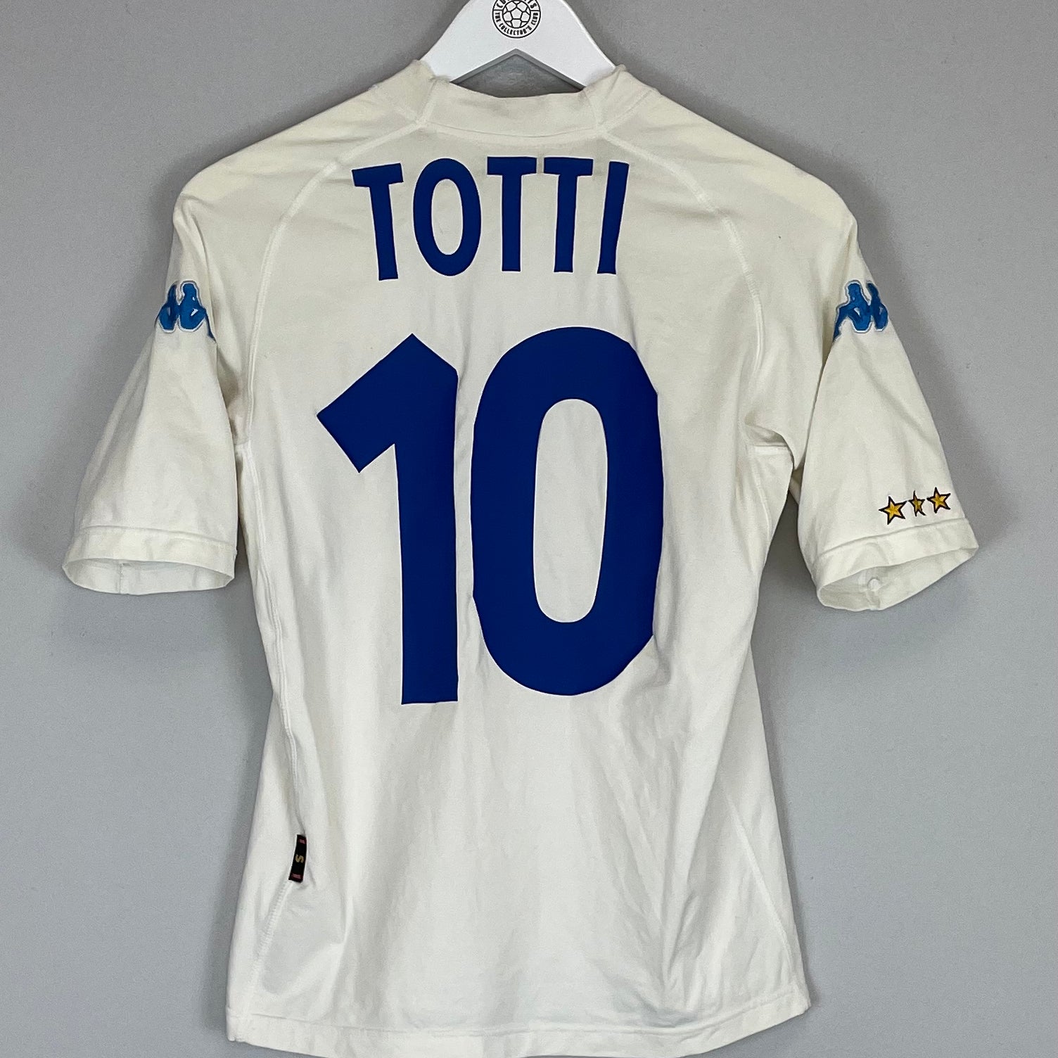 Shop 2000/01 ITALY TOTTI #10 AWAY SHIRT (S) KAPPA, classic football shirts, vintage football shirts & retro soccer jerseys at Cult Kits