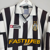 2001/02 JUVENTUS CONTE #8 HOME SHIRT (XL) LOTTO