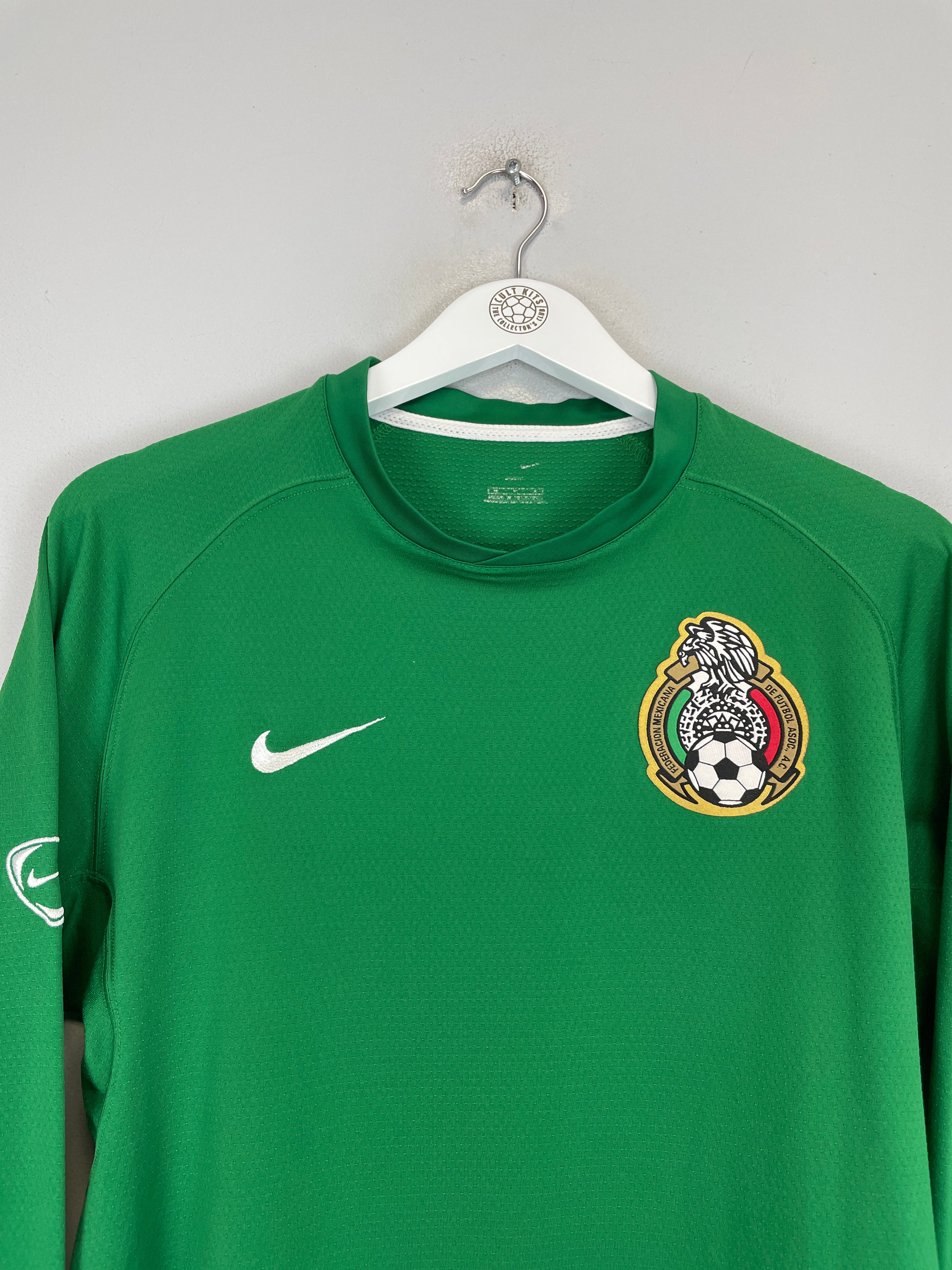 Shop 2006 MEXICO L/S TRAINING SHIRT (M) NIKE, classic football shirts, vintage football shirts & retro soccer jerseys at Cult Kits