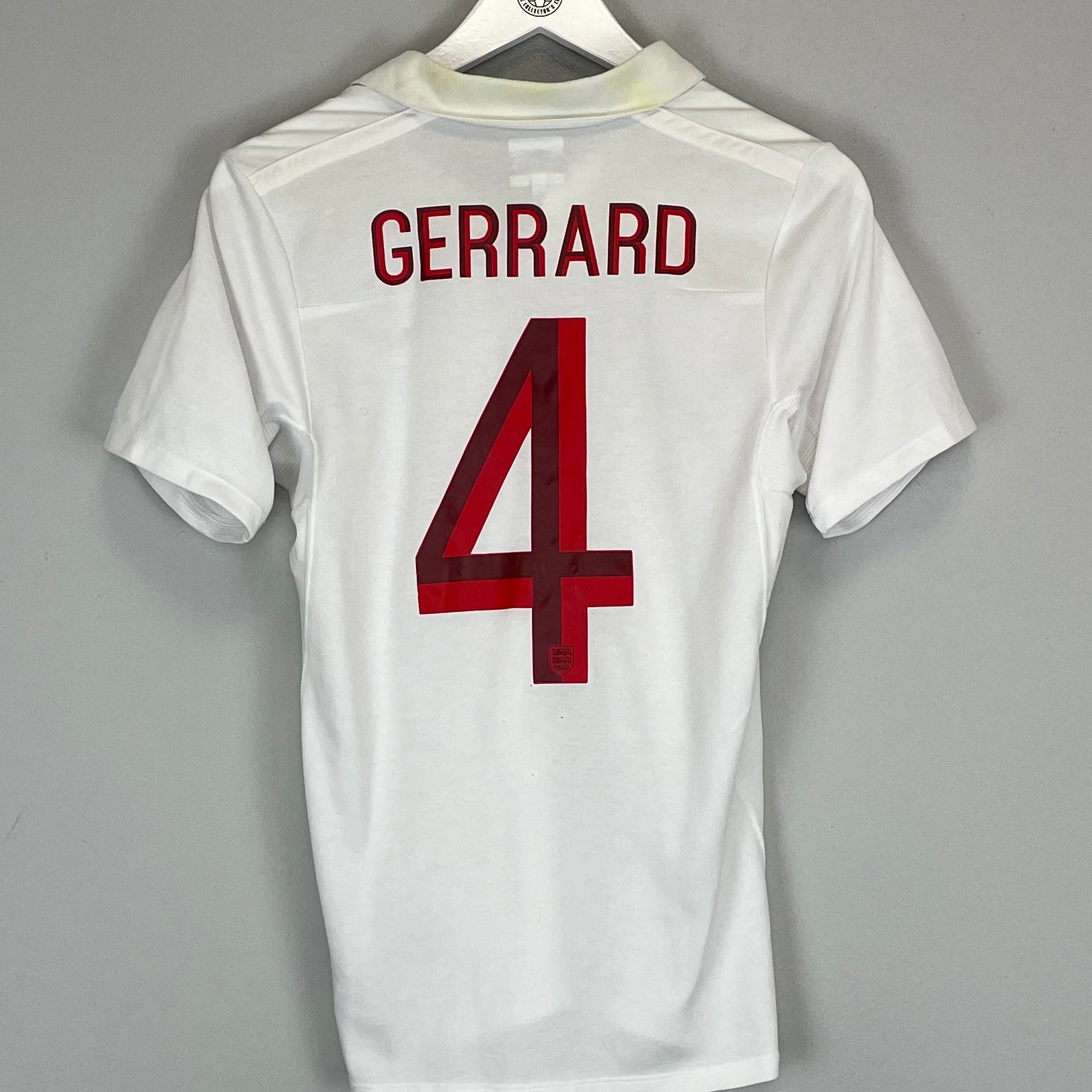 Shop 2010/11 ENGLAND GERRARD #4 HOME SHIRT (S) UMBRO, classic football shirts, vintage football shirts & retro soccer jerseys at Cult Kits