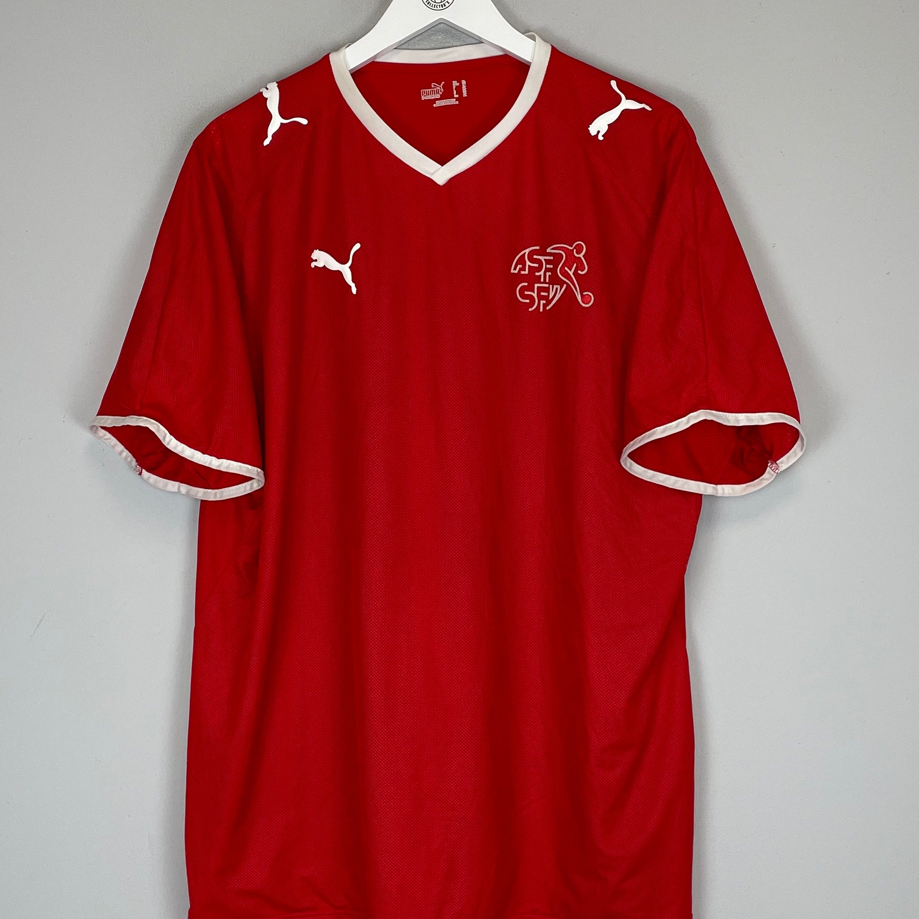 Buy 2008/10 SWITZERLAND HOME SHIRT (XL) PUMA ~ Free worldwide shipping ~ Authentic Vintage Football Shirts from Cult Kits
